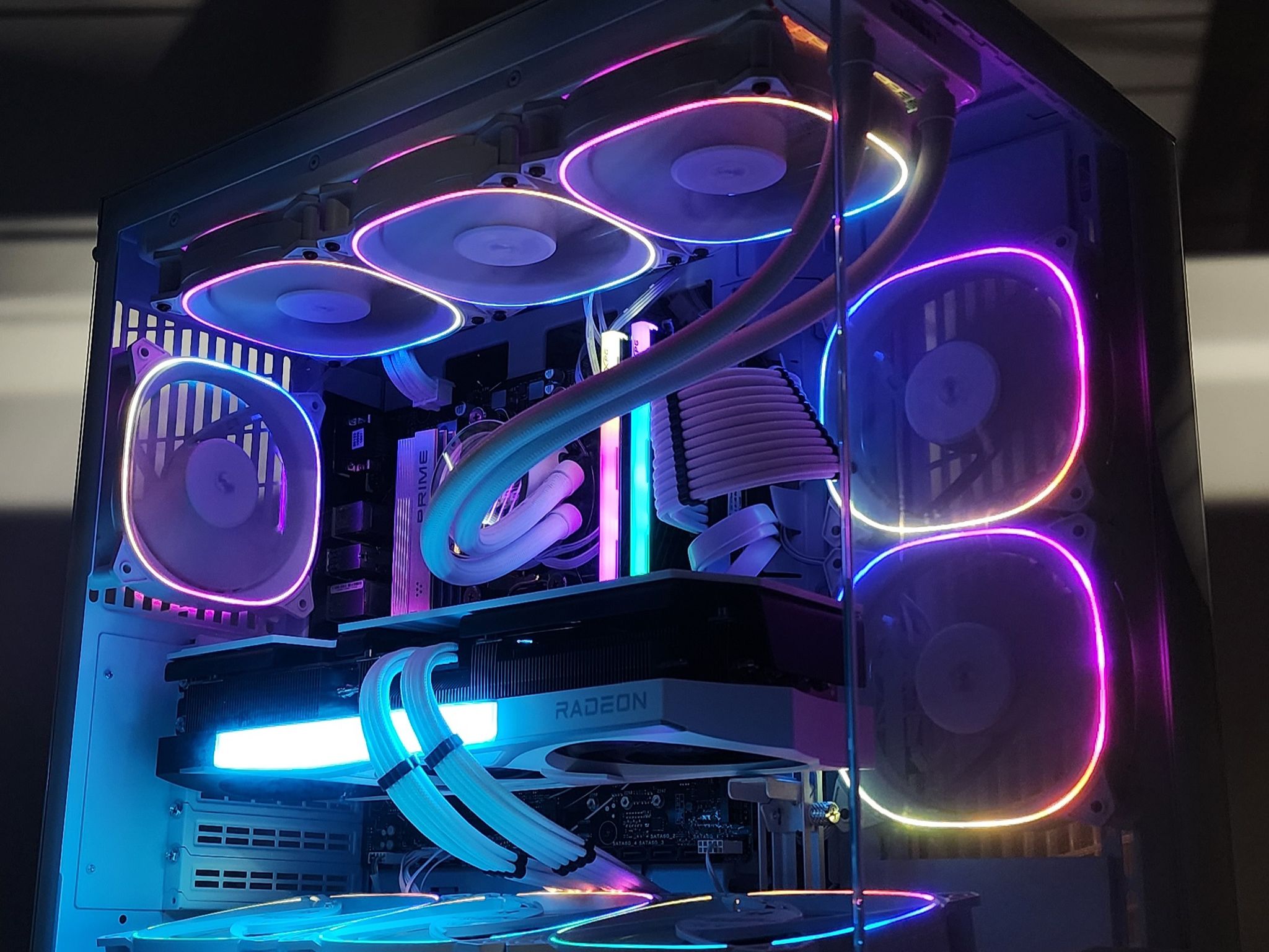 Gaming PC Ryzen 7 7700 32GB RAM 1TB SSD RX 9070 XT 16GB Windows 11 Computer