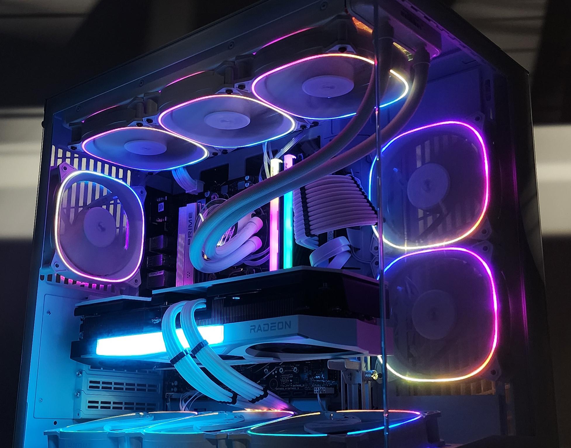 Gaming PC Ryzen 7 7700 32GB RAM 1TB SSD RX 9070 XT 16GB Windows 11 Computer