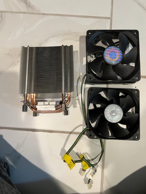 Coolermaster Hyper 212 CPU Cooler Intel/AMD CPU Cooler.