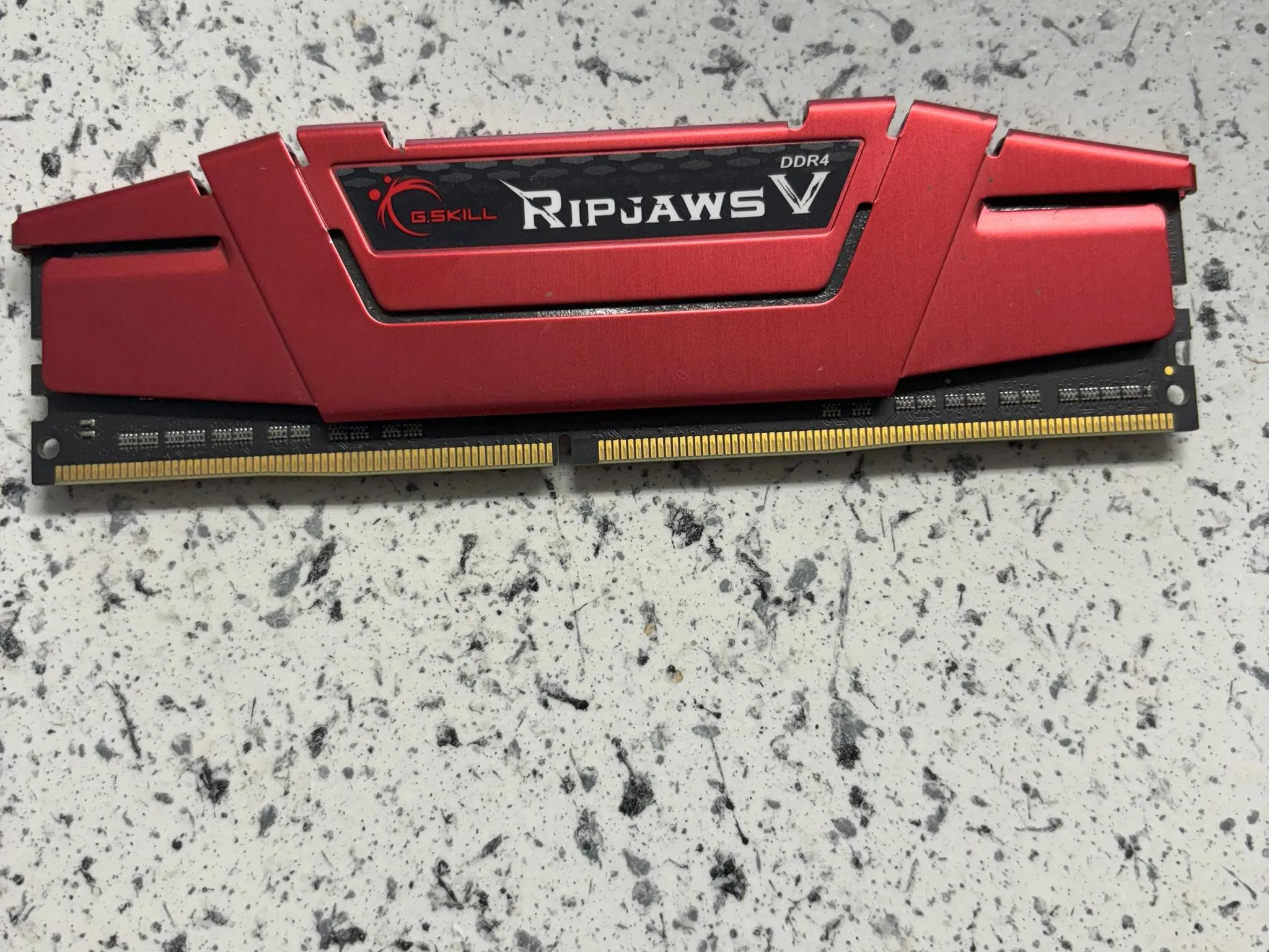 G Skill Ripjaws V 1 x 8GB Ram PC4 21300 DDR4 2400 MHz 1.2V CL15 Desktop Memory