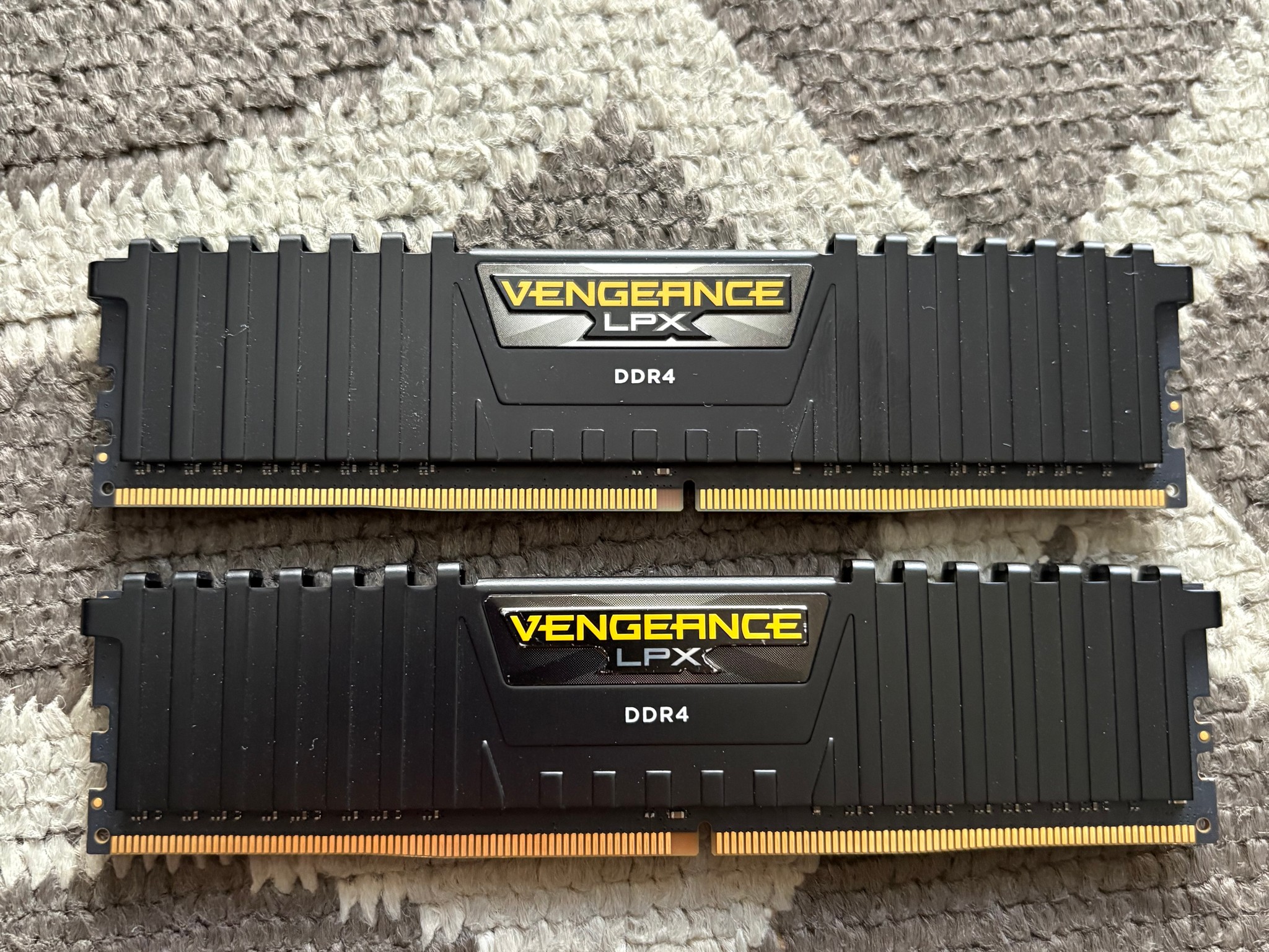 Corsair Vengeance LPX DDR4 RAM 16GB (2x8GB) 3200MHz CL16