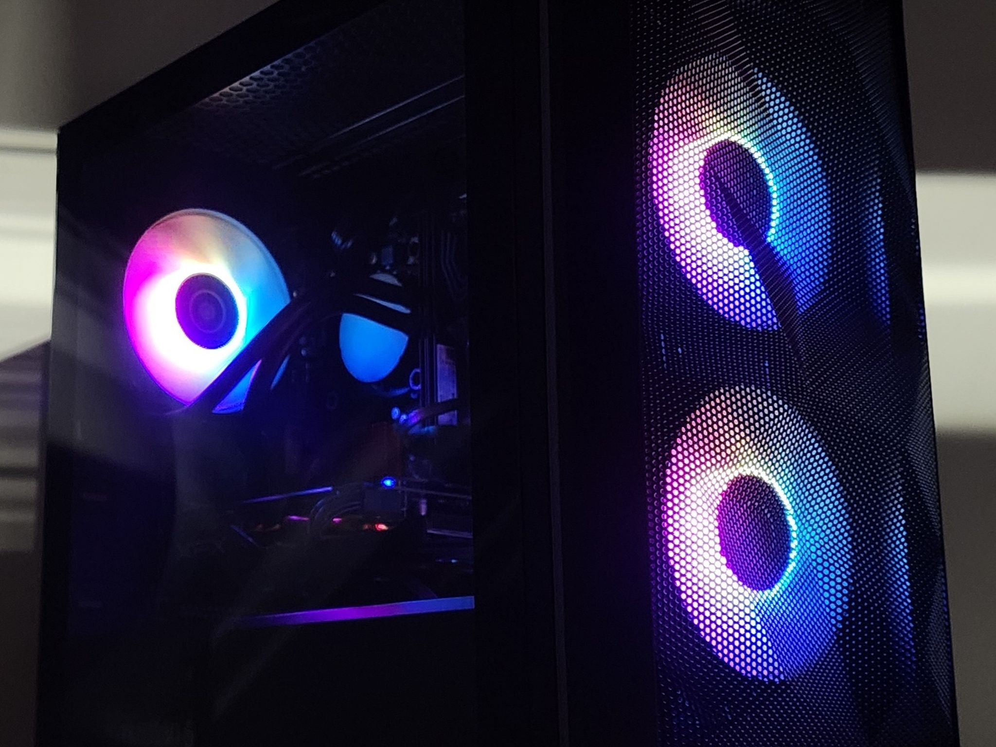 Gaming PC i5-7500 16GB RAM 128GB SSD + 1TB HDD RX 580 8GB Windows 11 Computer
