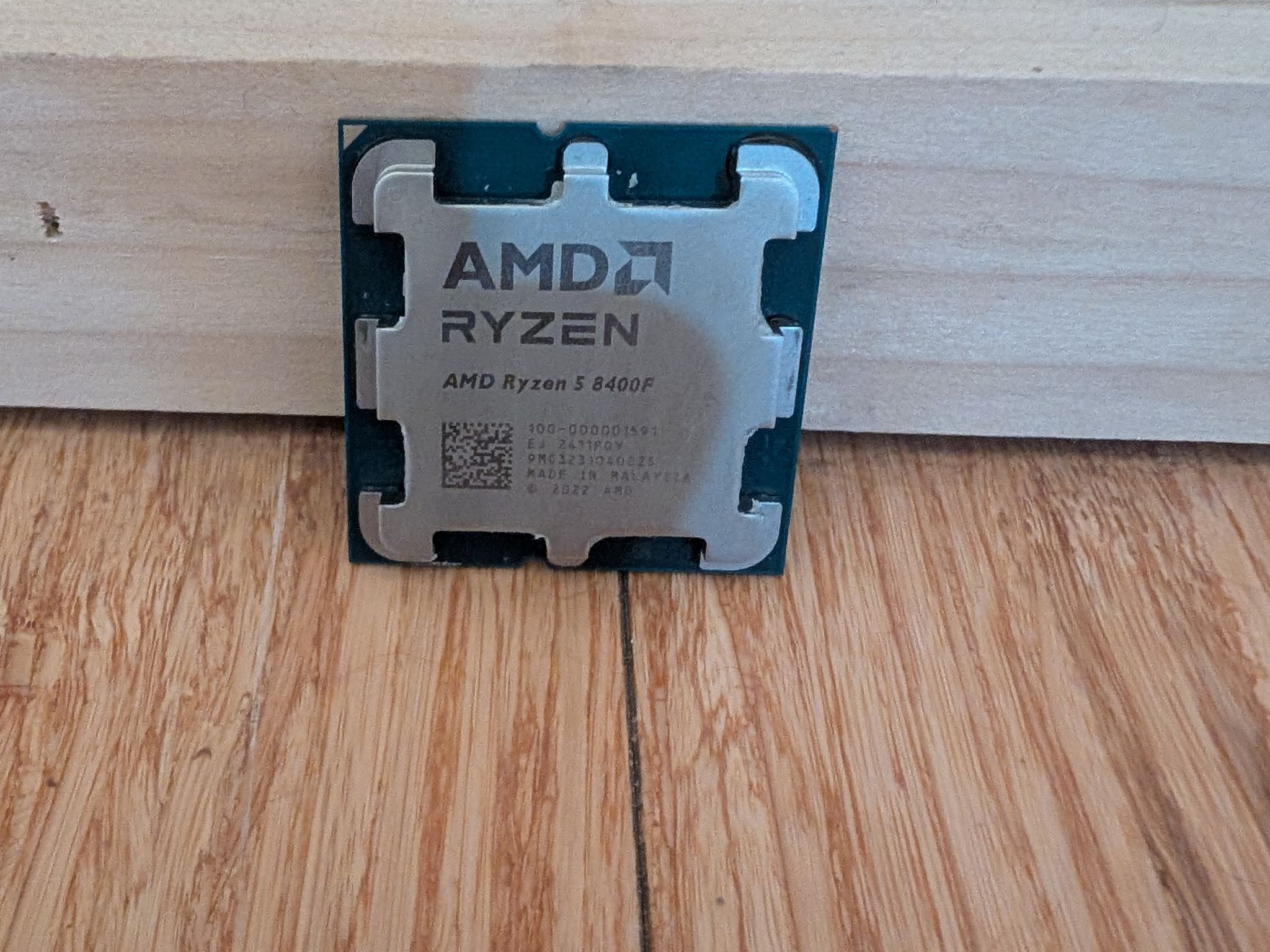 AMD Ryzen 5 8400F