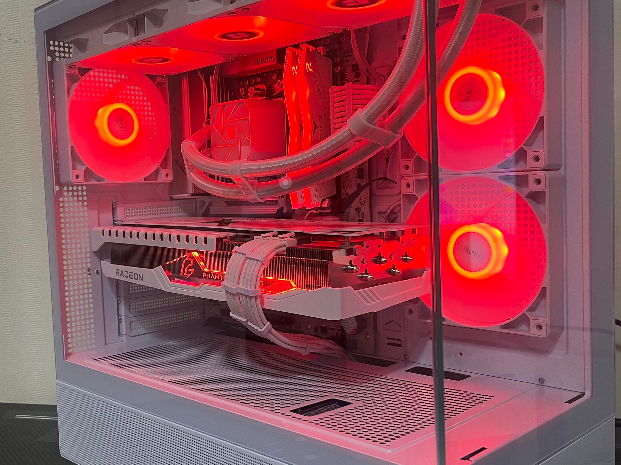 “Aether” 1440p/4K Streaming/Gaming PC|Ryzen 7 7800X3D, RX 7900XT, 1TB M.2 SSD
