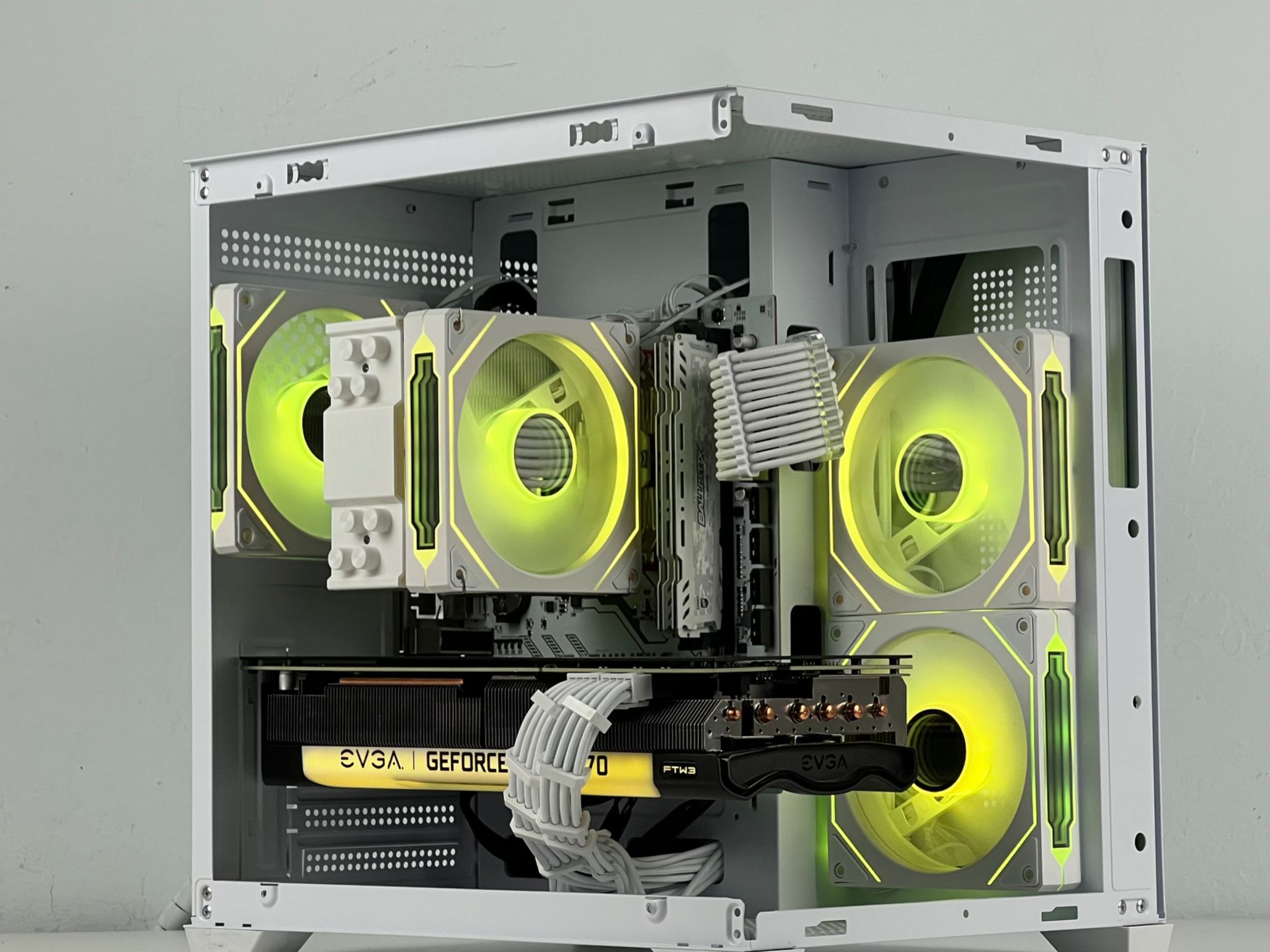 🧊White Gaming PC | RTX 3070 | Ryzen 5 5600 | 1TB SSD | 32GB RAM | 🧊