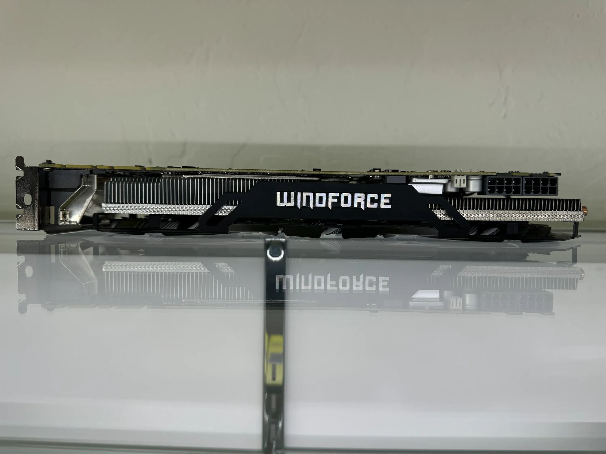 GIGABYTE GeForce GTX 980 WINDFORCE 3X OC EDITION 4GB Graphics Card (Refurbished)