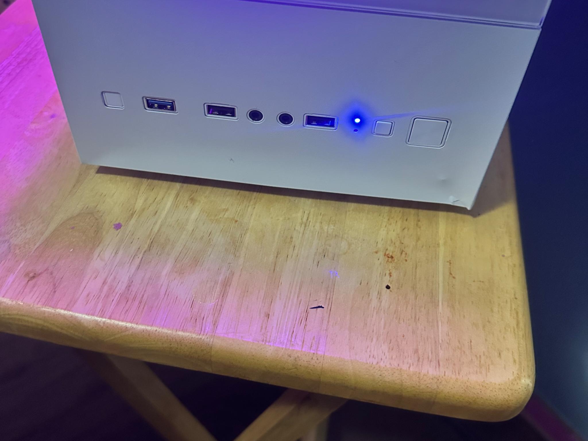 Ryzen 5 3600|XFX Rx6600|Asus B450|16g DDR4 3200 Mhz|600w 80+ PSU|256g M.2 NVME| 1 TB 3.5" HDD