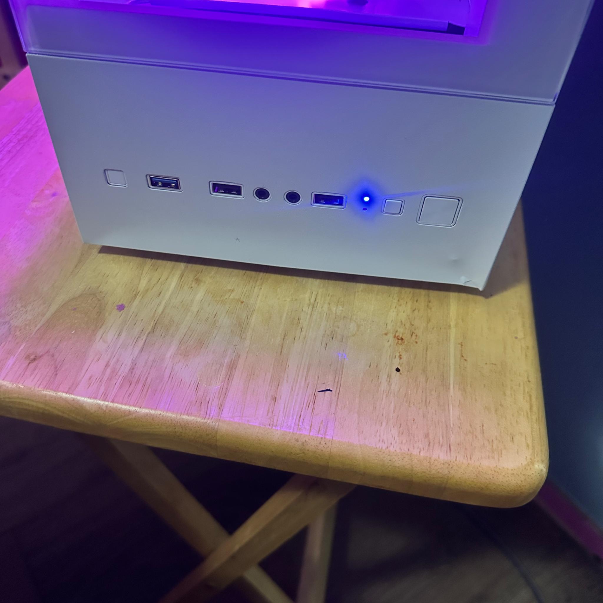 Ryzen 5 3600|XFX Rx6600|Asus B450|16g DDR4 3200 Mhz|600w 80+ PSU|256g M.2 NVME| 1 TB 3.5" HDD