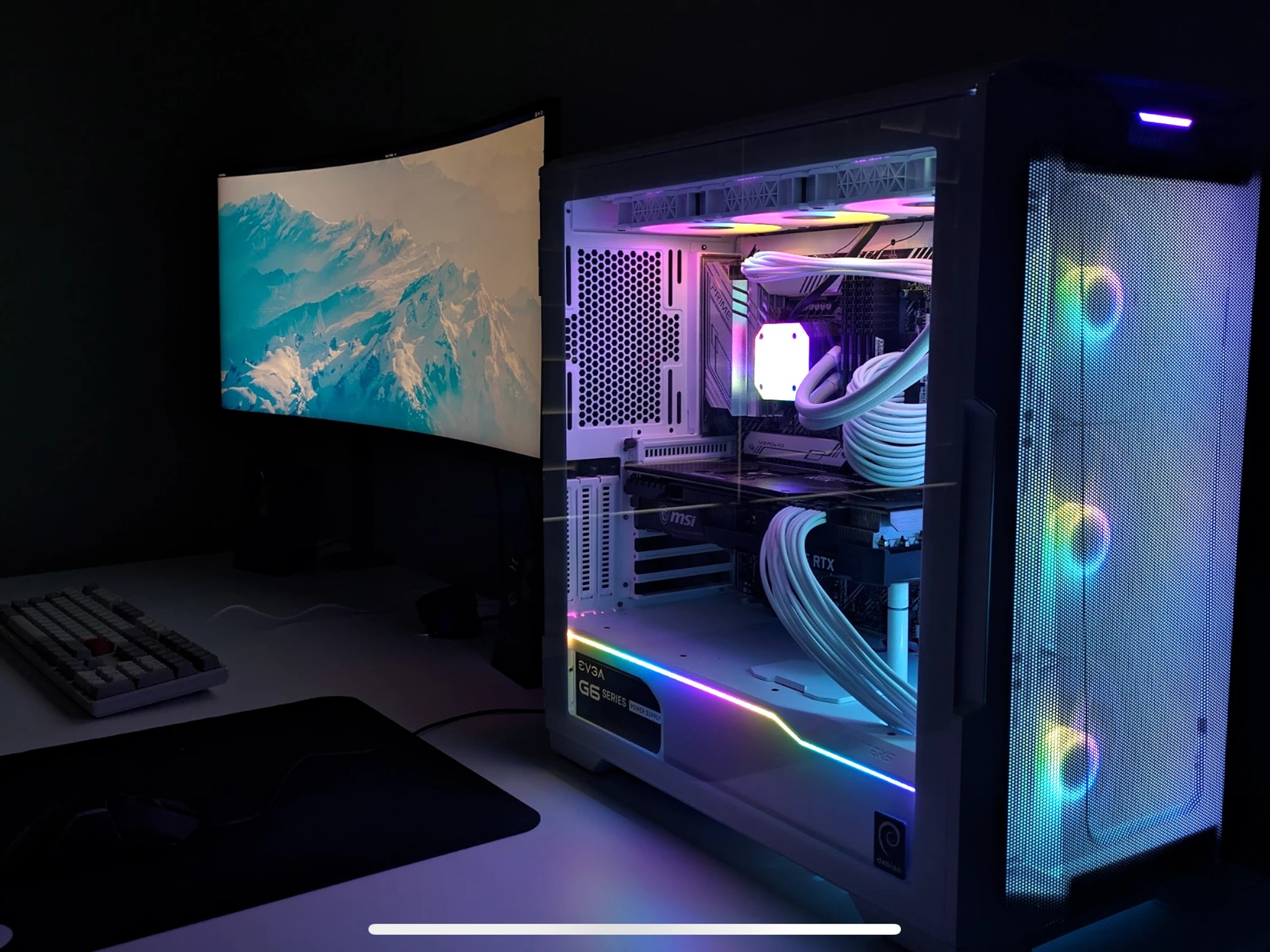 White RBG mid-tower 3080ti i9 11900k