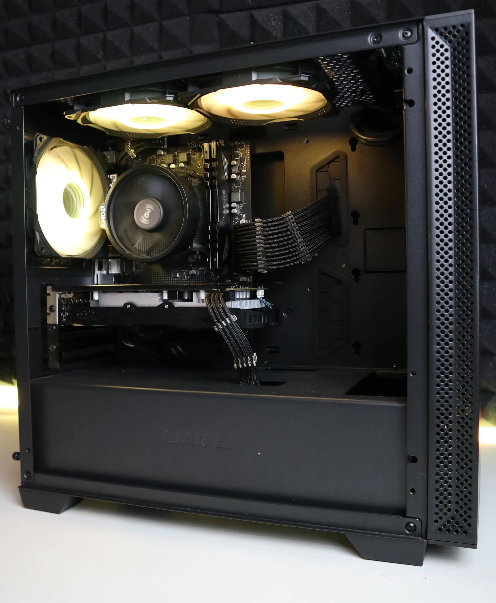 Bolt | Ryzen 3 1200/RX 560XT 8GB Gaming PC