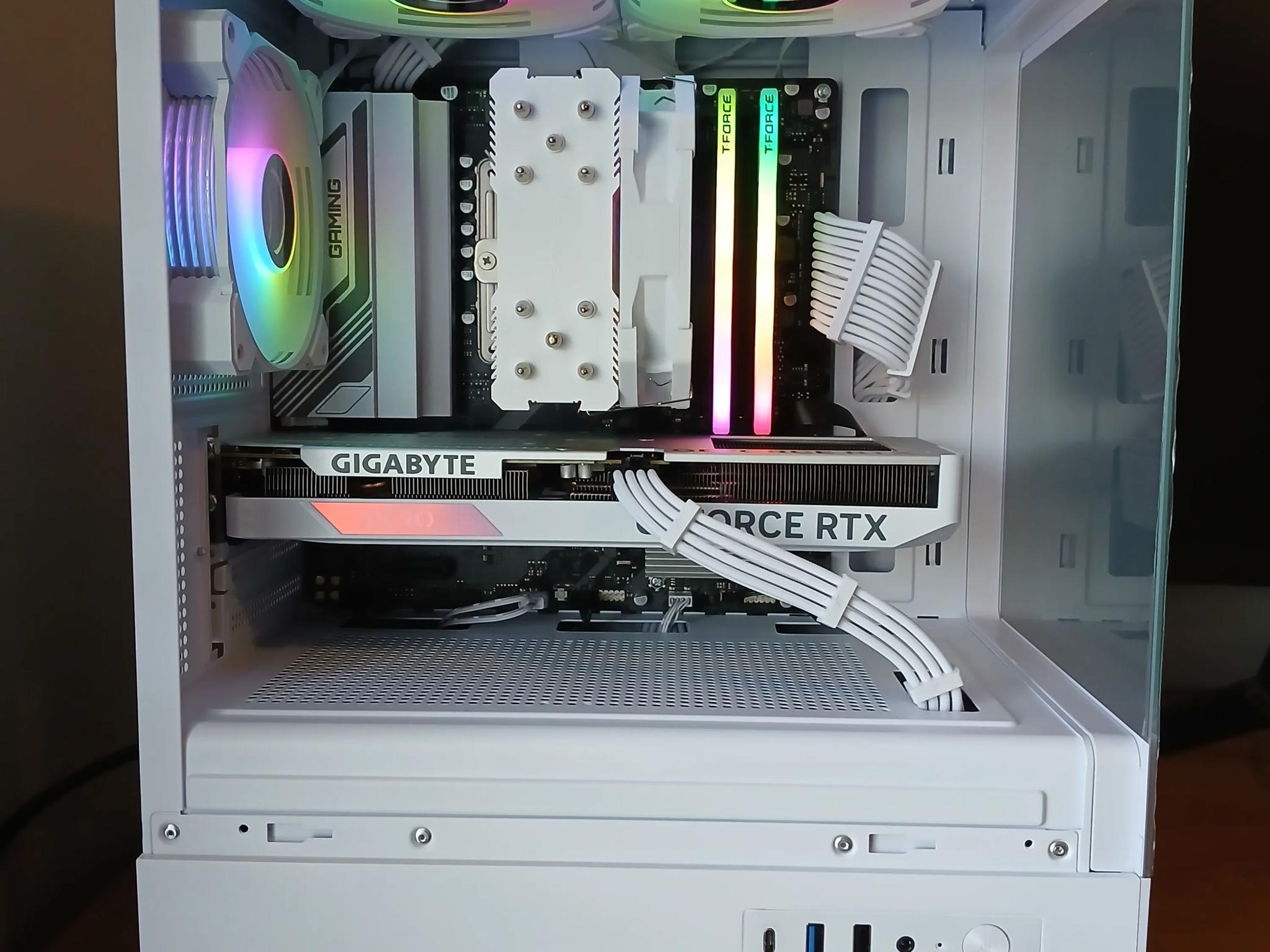 RTX 4060 | Ryzen 5 7500F | 32GB DDR5 RAM