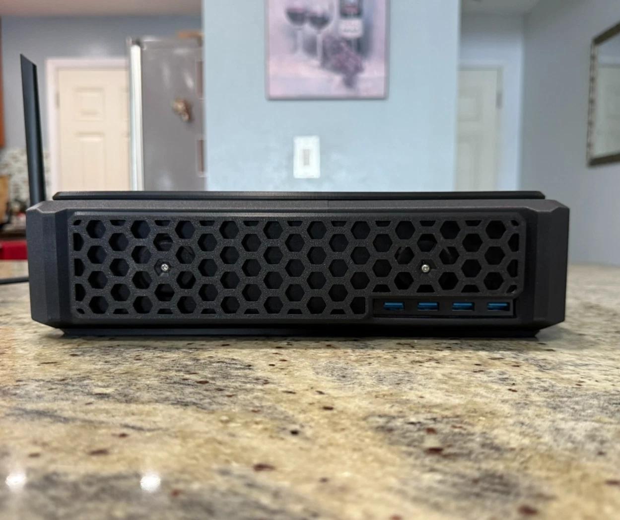 BC-250 Custom SFF Gaming Console Steam Machine Running Bazzite OS 16GB OC