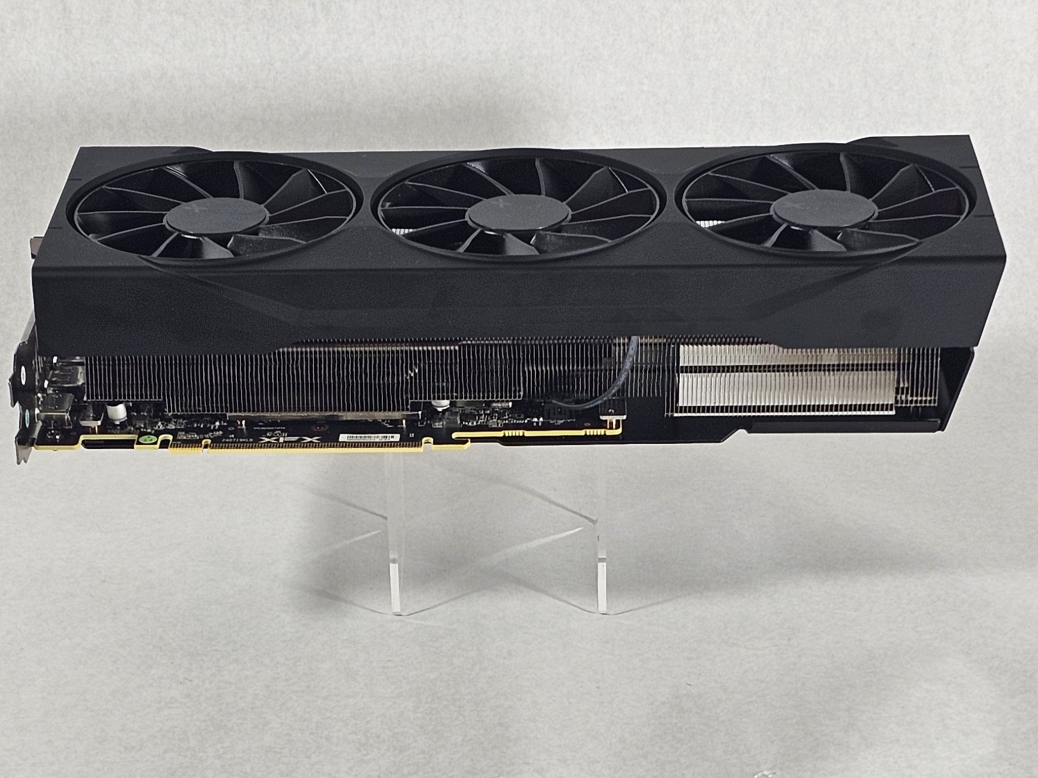 RX 9070 XT Radeon XFX