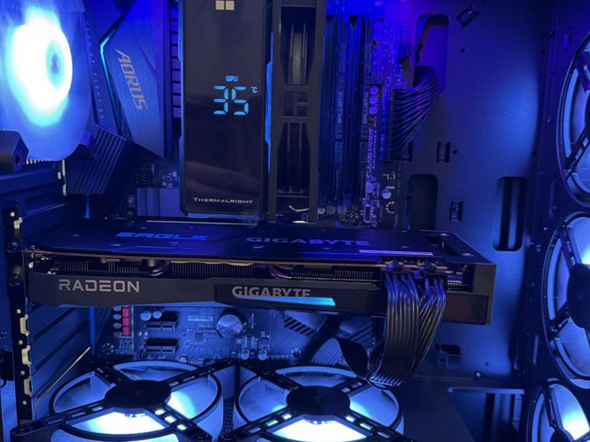 Gaming PC. RX 6750 XT 12GB Ryzen 5 5600x