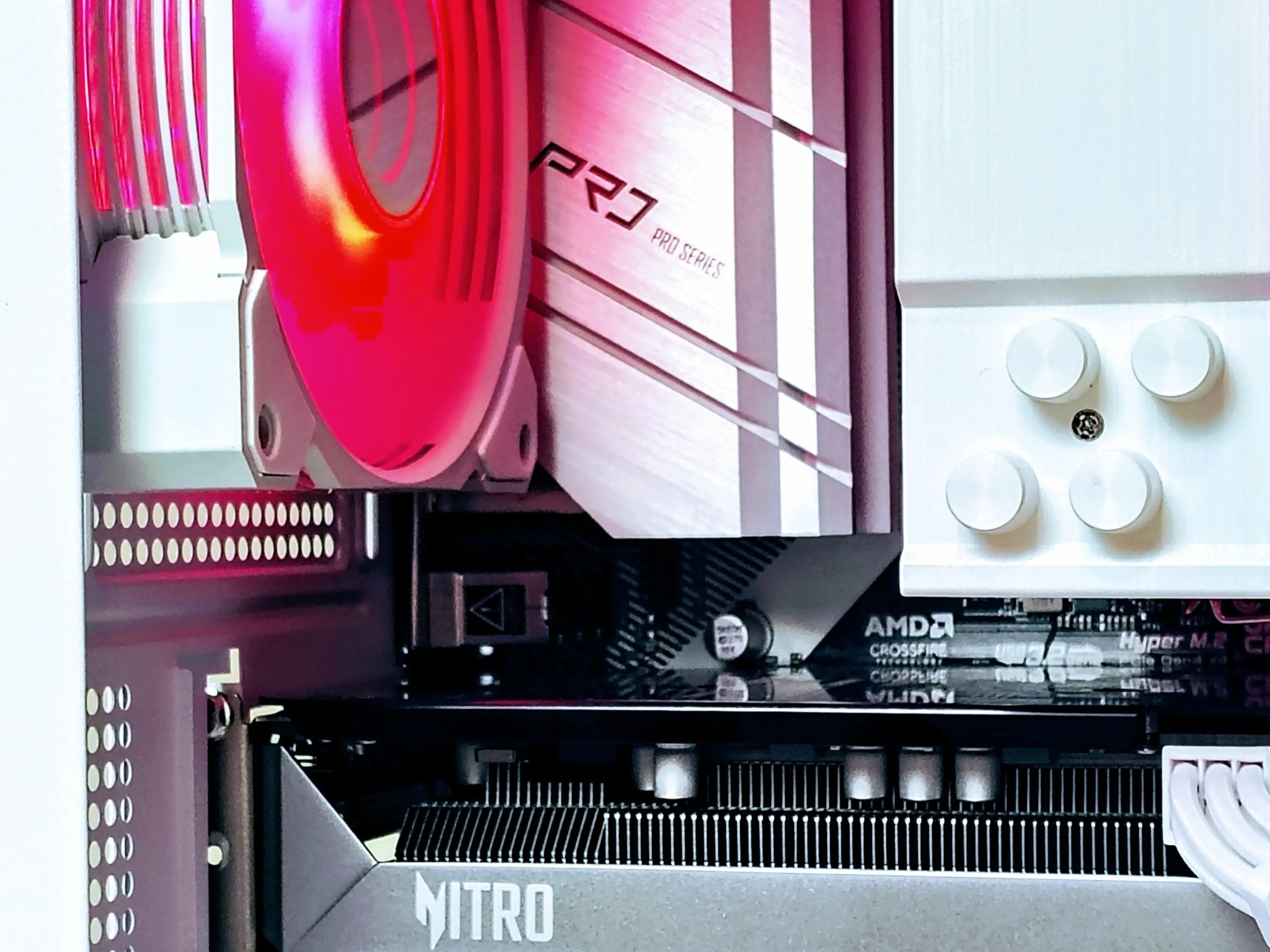 💸$250 off💸Ryzen 7 5800X, ARC B580, 32GB RAM, 1TB SSD Gaming PC 1440p - GLACIAL