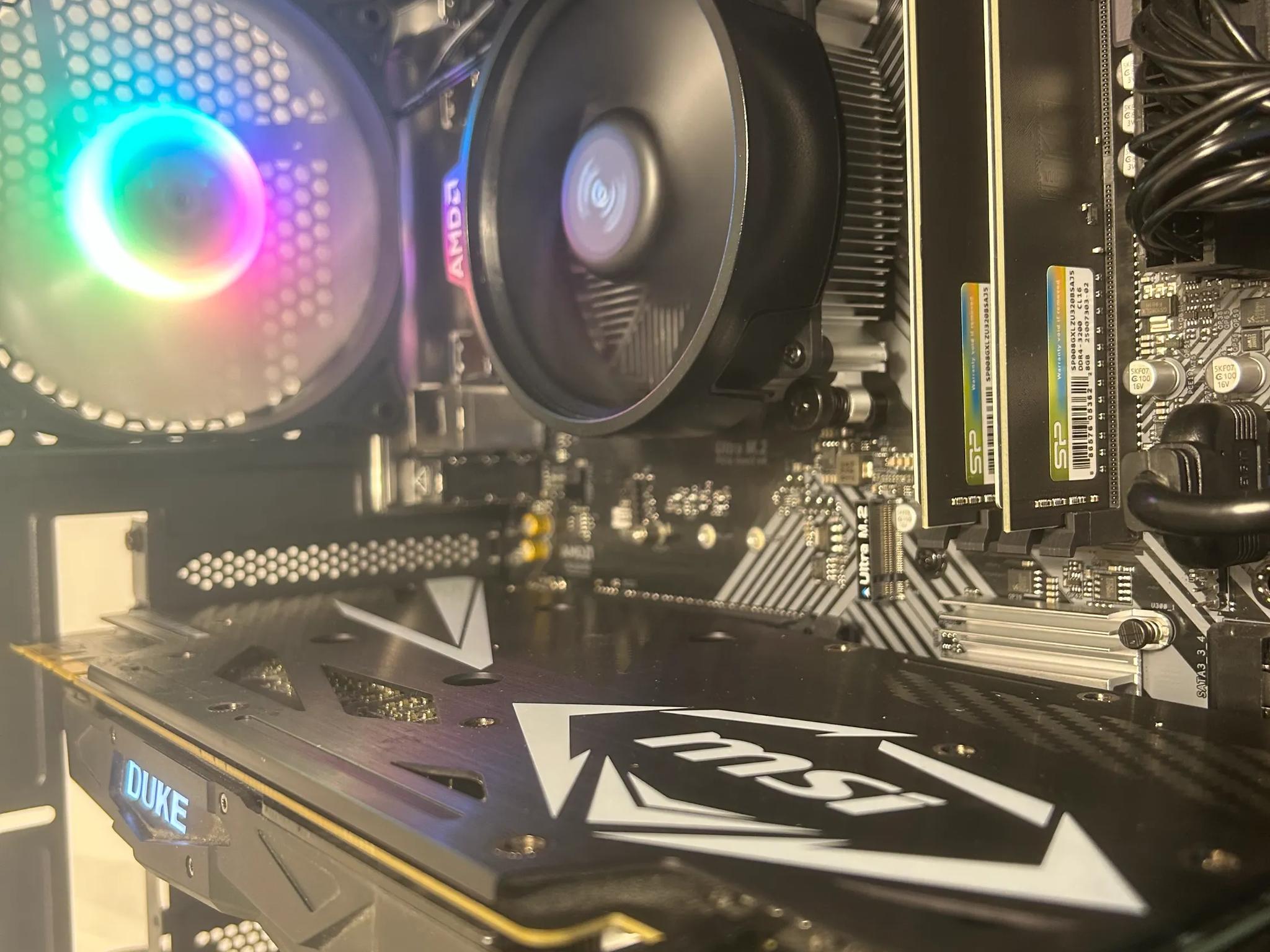 🔥Valcano Peak V2🔥 Gaming PC Ryzen 5 2600 | GTX 1080 Ti | 16GB DDR4