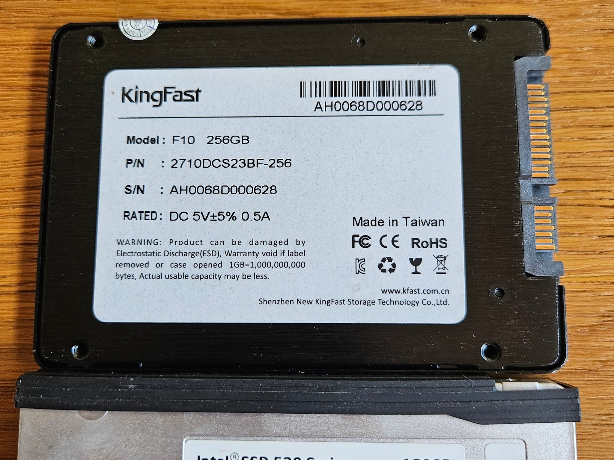 Intel SSD 530 Series 240GB 180GB 335 Series 180GB KIngfast LOT OF 4 SSDS
