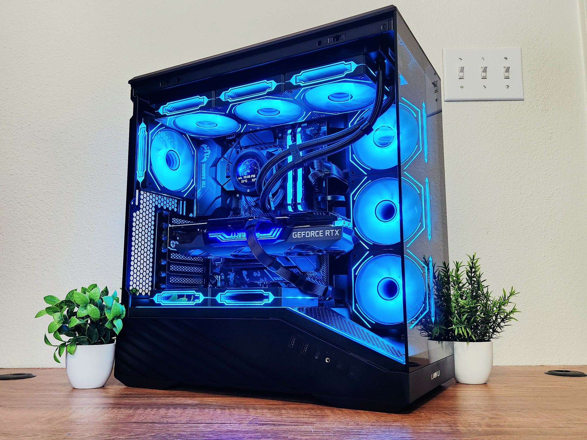 RTX 3080 | Ryzen 9 5900X | 32GB RAM | 2TB Storage NVMe + HDD | WiFi + BT | WINDOWS 11