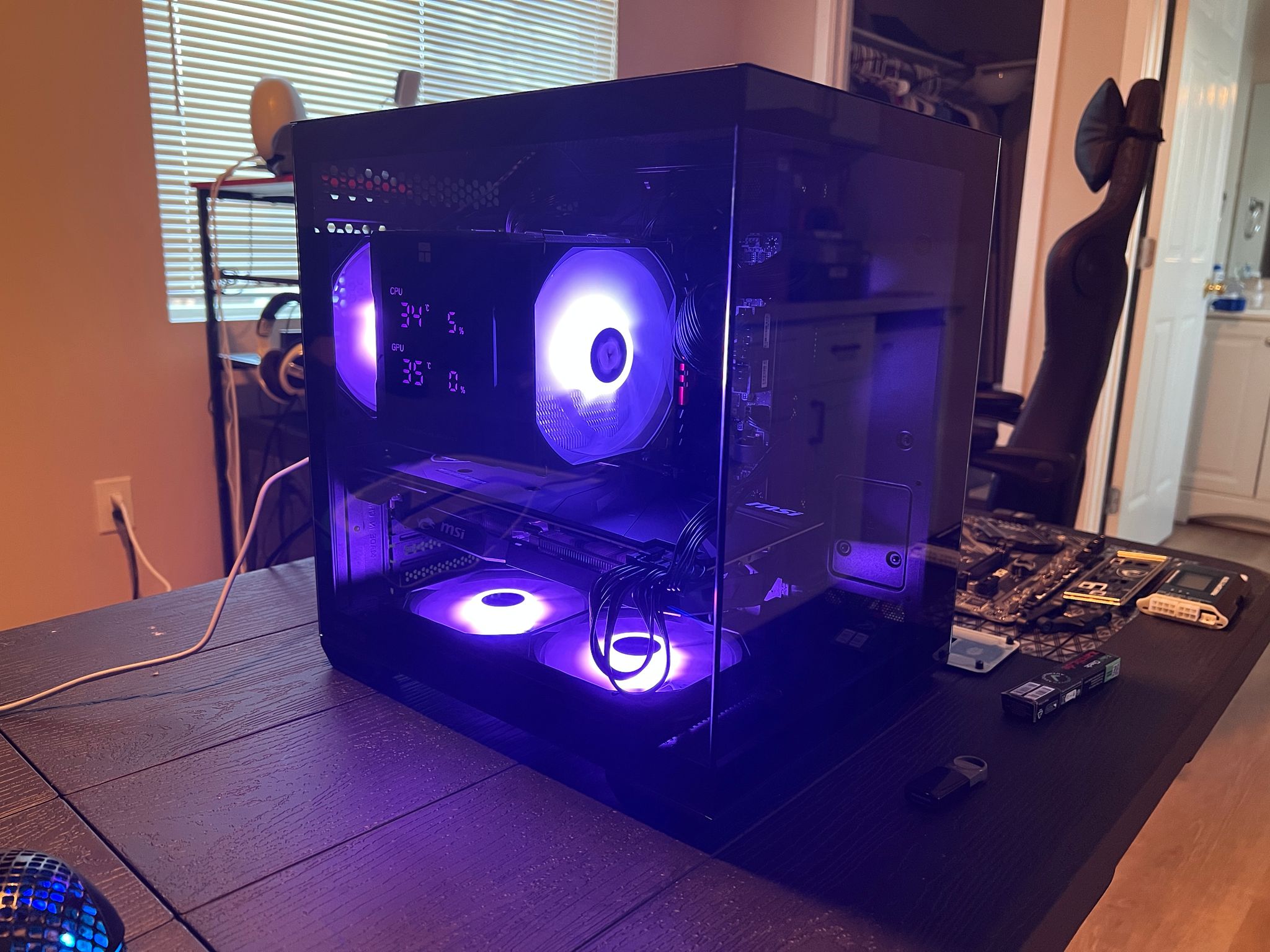 Radeon RX 5600 XT Custom Gaming PC - Ryzen 5 5500, 16GB RAM