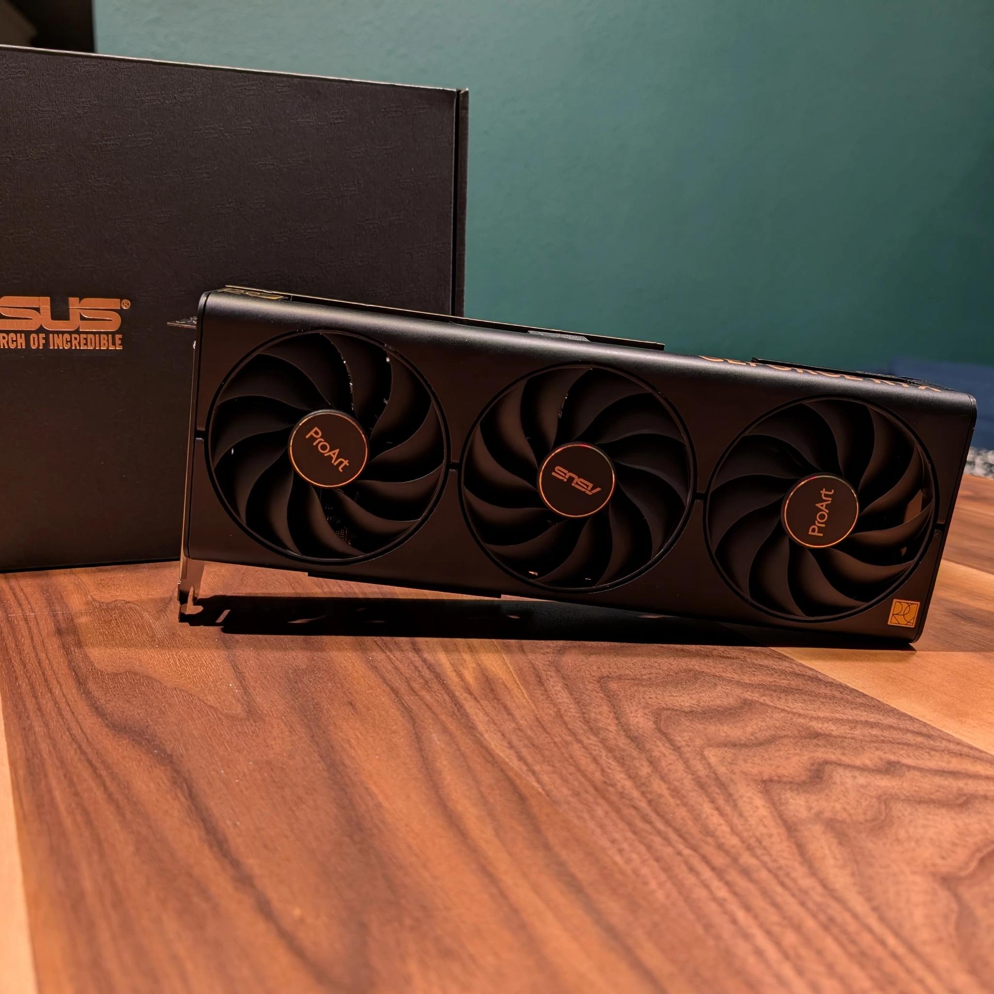 ASUS ProArt Nvidia 4080 Super Graphics Card GPU - 16GB - Like New