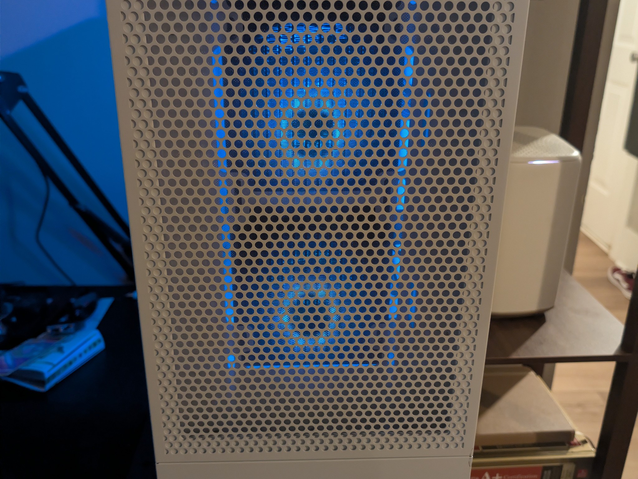 Ryzen 7 7800X3D | RTX 4060 8GB | 32GB DDR5 RAM 5600MT/s