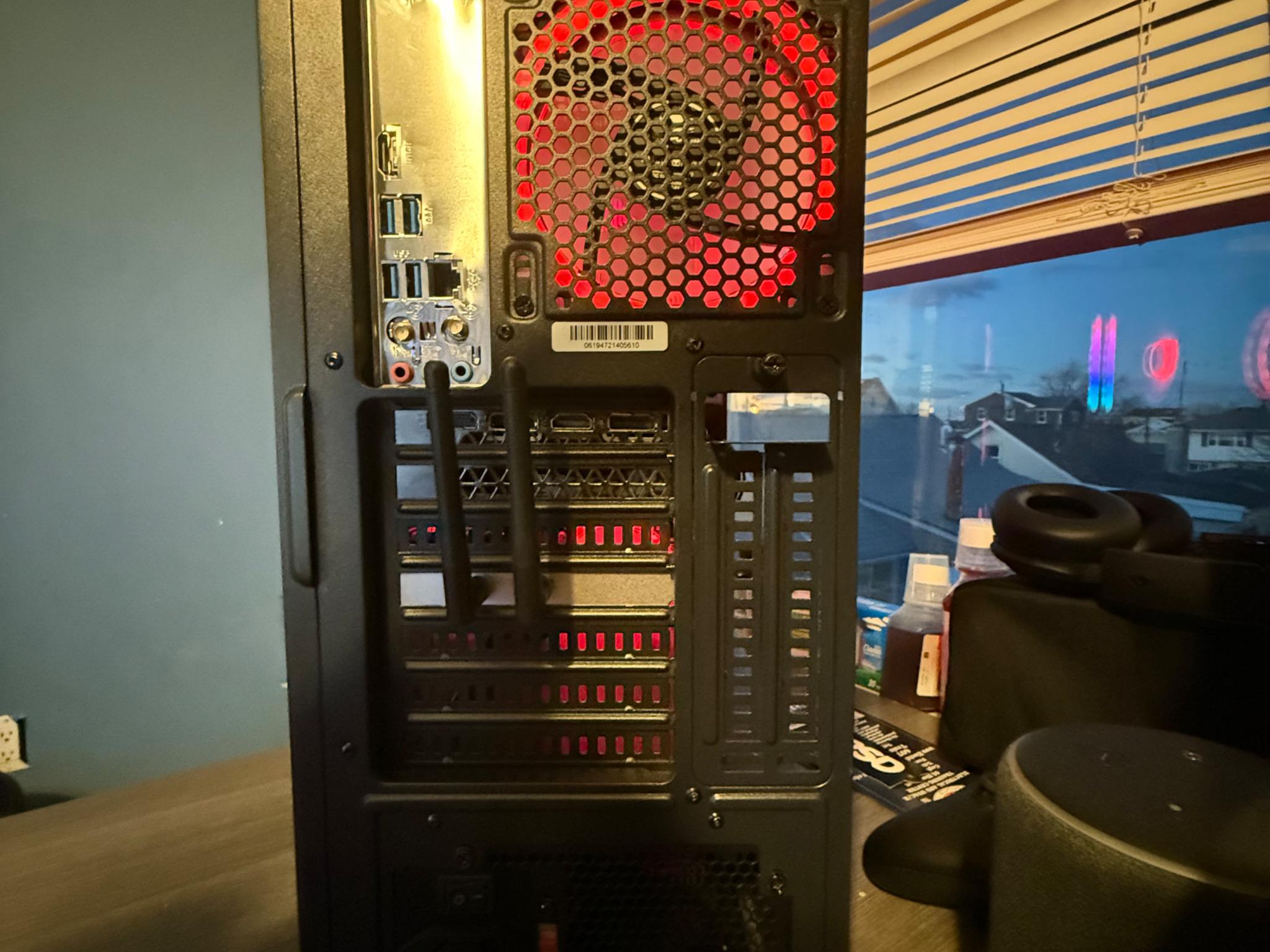 StealthStrike 2060 – High-Performance Gaming PC with Intel i5 10400F, RTX 2060 Super & 32GB RAM