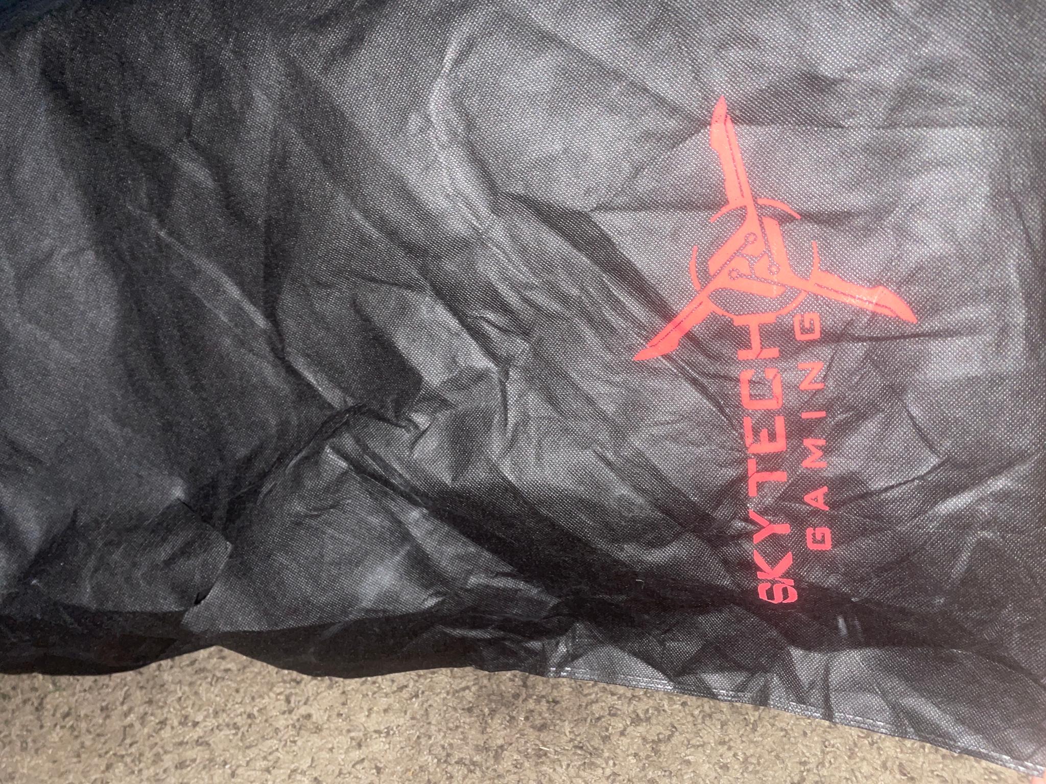 IN WIN & SKYTECH GAMING BLACK RED LED SECC ABS PC CASE