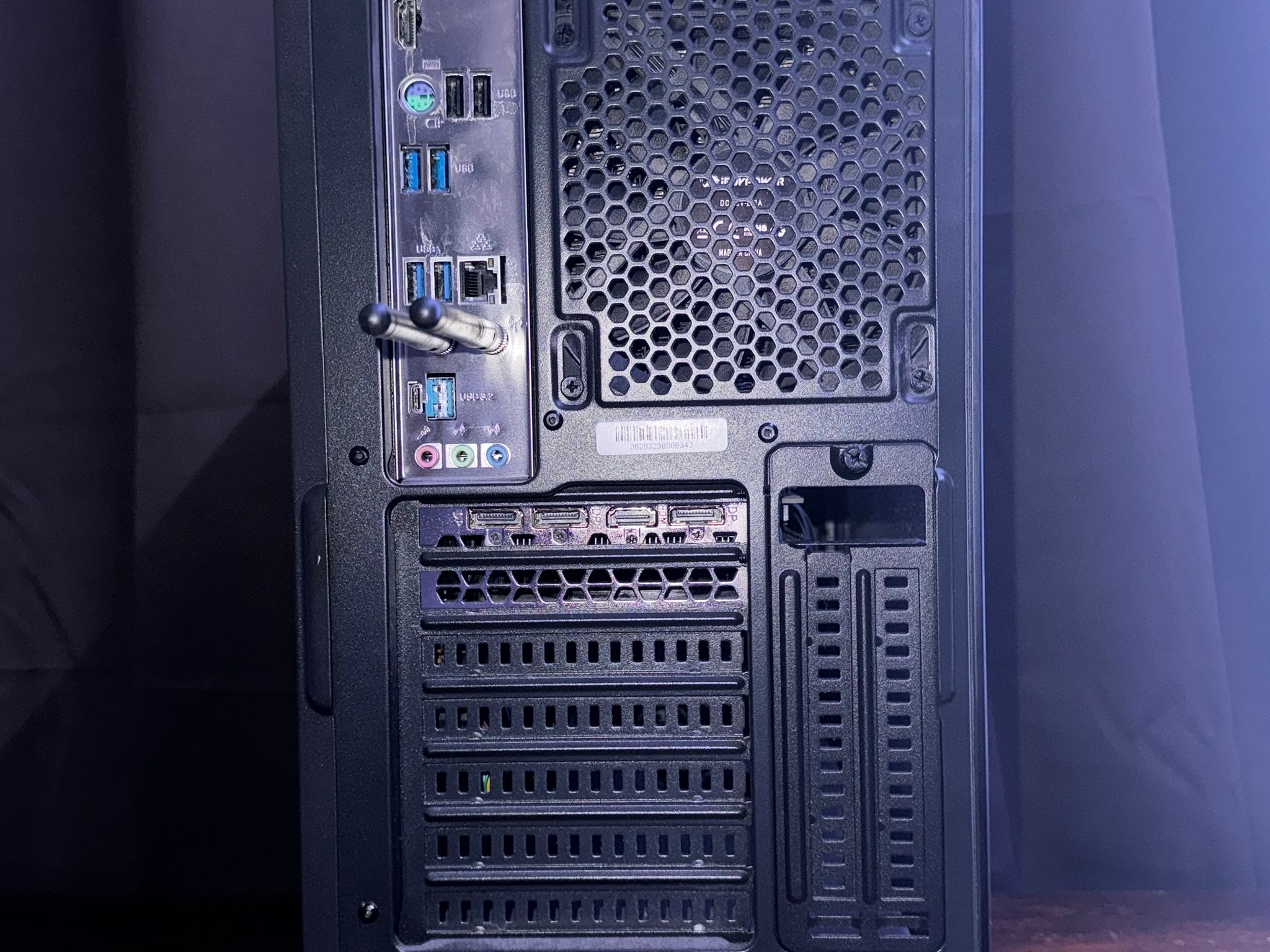 Used Gaming PC with Ryzen 5 3600, GTX 1660 Ti, and 16GB RAM - Great Condition!