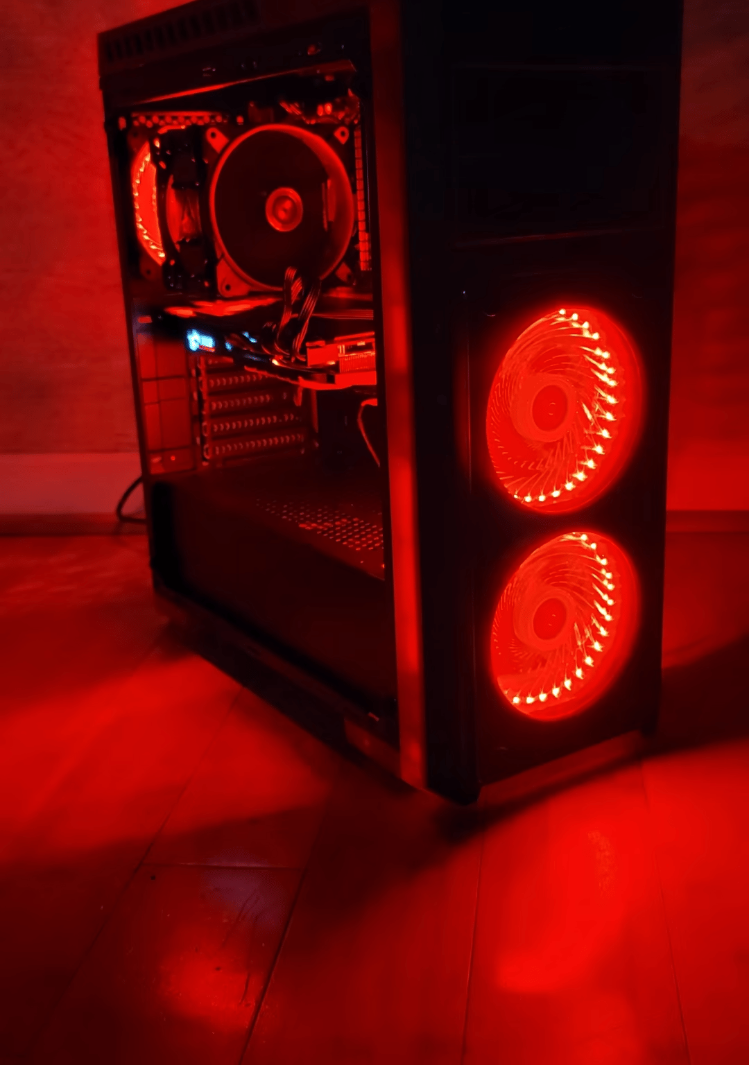 'Crimson Tower' Intel 10thGen i7 with Nvida 1070