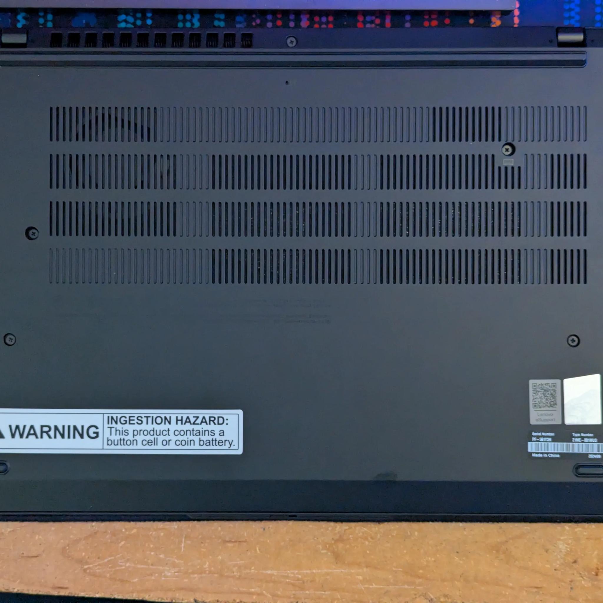 Lenovo ThinkPad P14s Gen 5 AMD