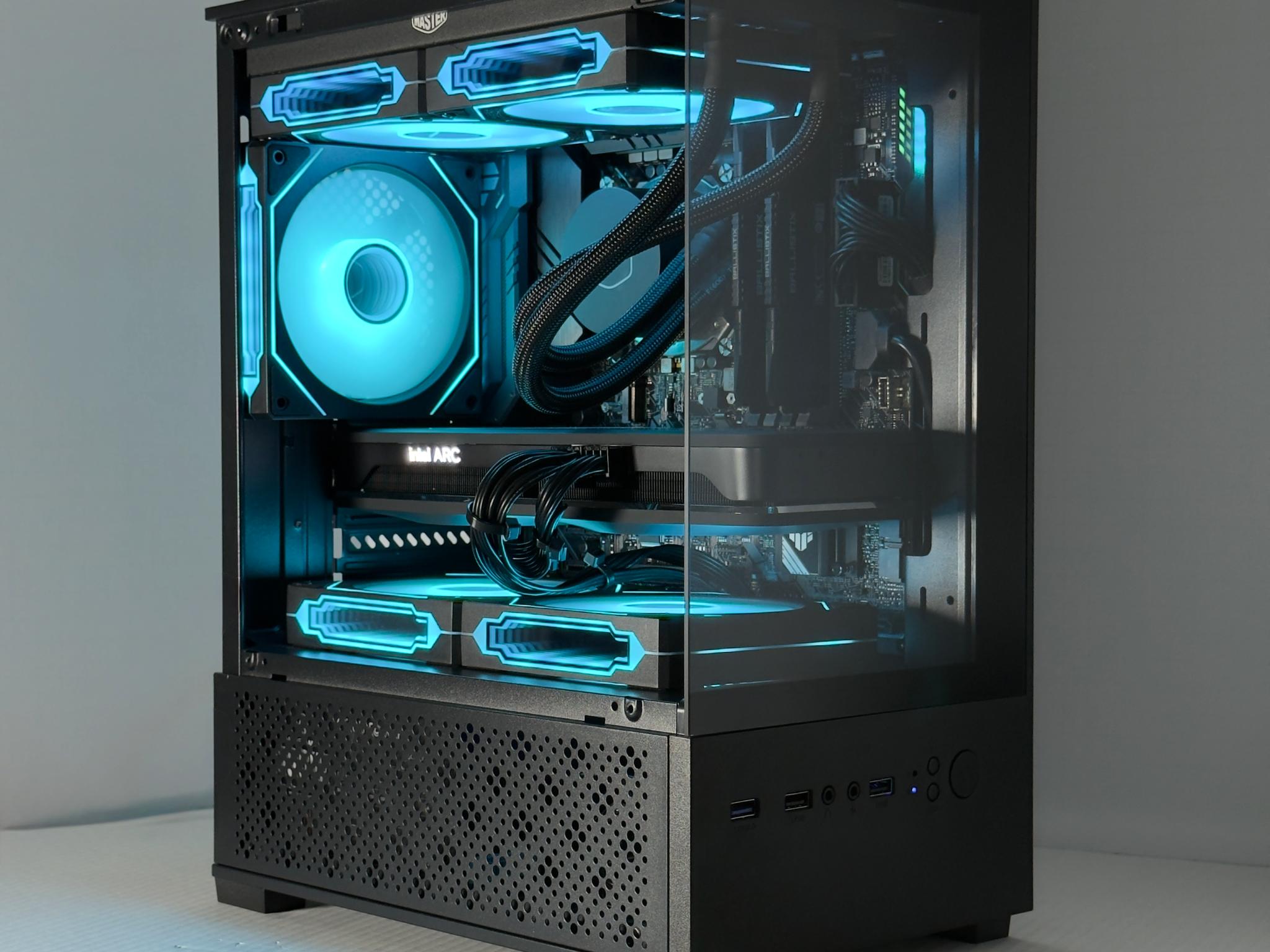 PixelForge Mini 1080p/1440p | i5-10400F | Arc A750 8GB | 16GB DDR4 | 512GB NVMe | WIFI + BT