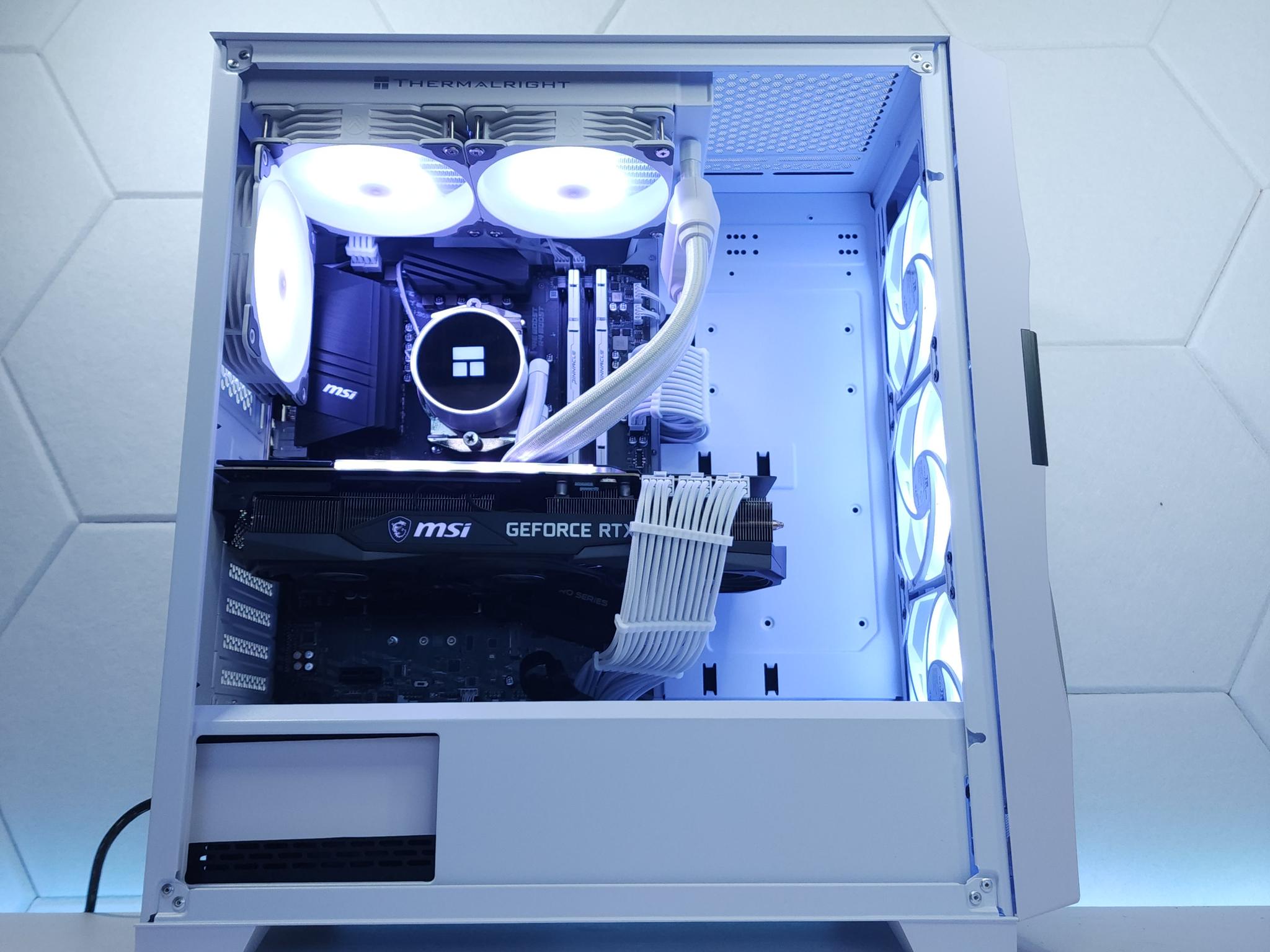 🤍🤍RTX 3080Ti | Ryzen 7 5700X | 32GB 3200MHz | 1TB NVMe SSD