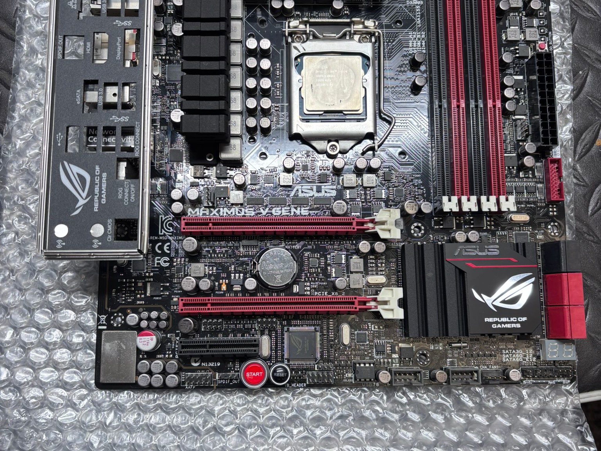 Motherboard and cpu combo it comes with an IO shield and cpu cooler (Fully tested)