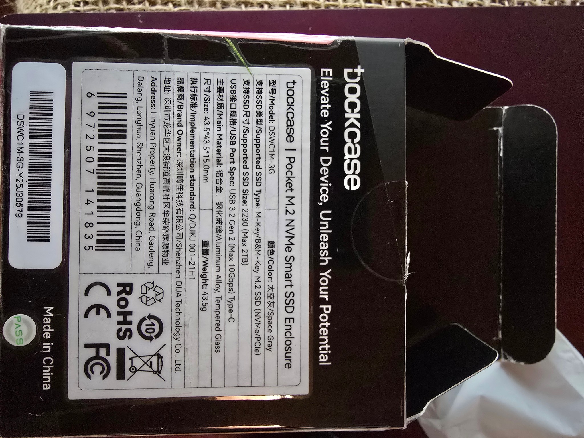 DockCase Pocket M.2 2230 NVMe Enclosure 3s PLP USB 3.2 Gen 2 Type-C (10 Gbps) W/ KIOXIA 256GB SSD