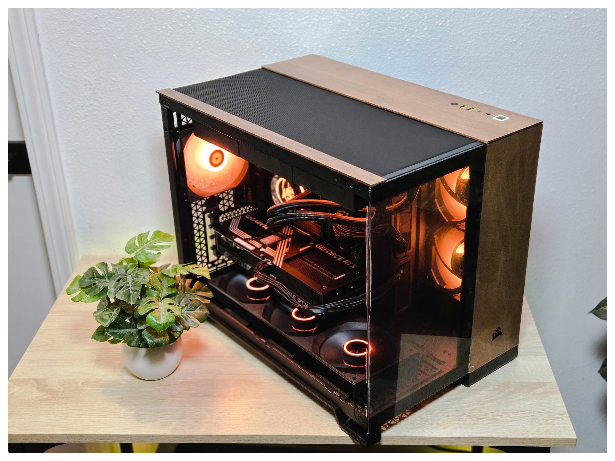 Ryzen 7800X3D | RTX 5070 | 2TB SDD | Gaming PC