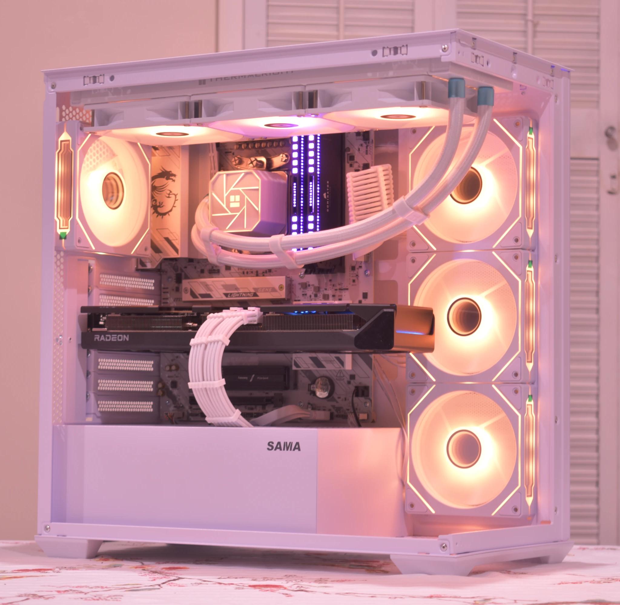 🚀Performance Gamer🚀 Ryzen 7 7800X3D | AMD RX 9070 16GB | 32GB DDR5 | 1TB nVME SSD | White RGB+Wifi