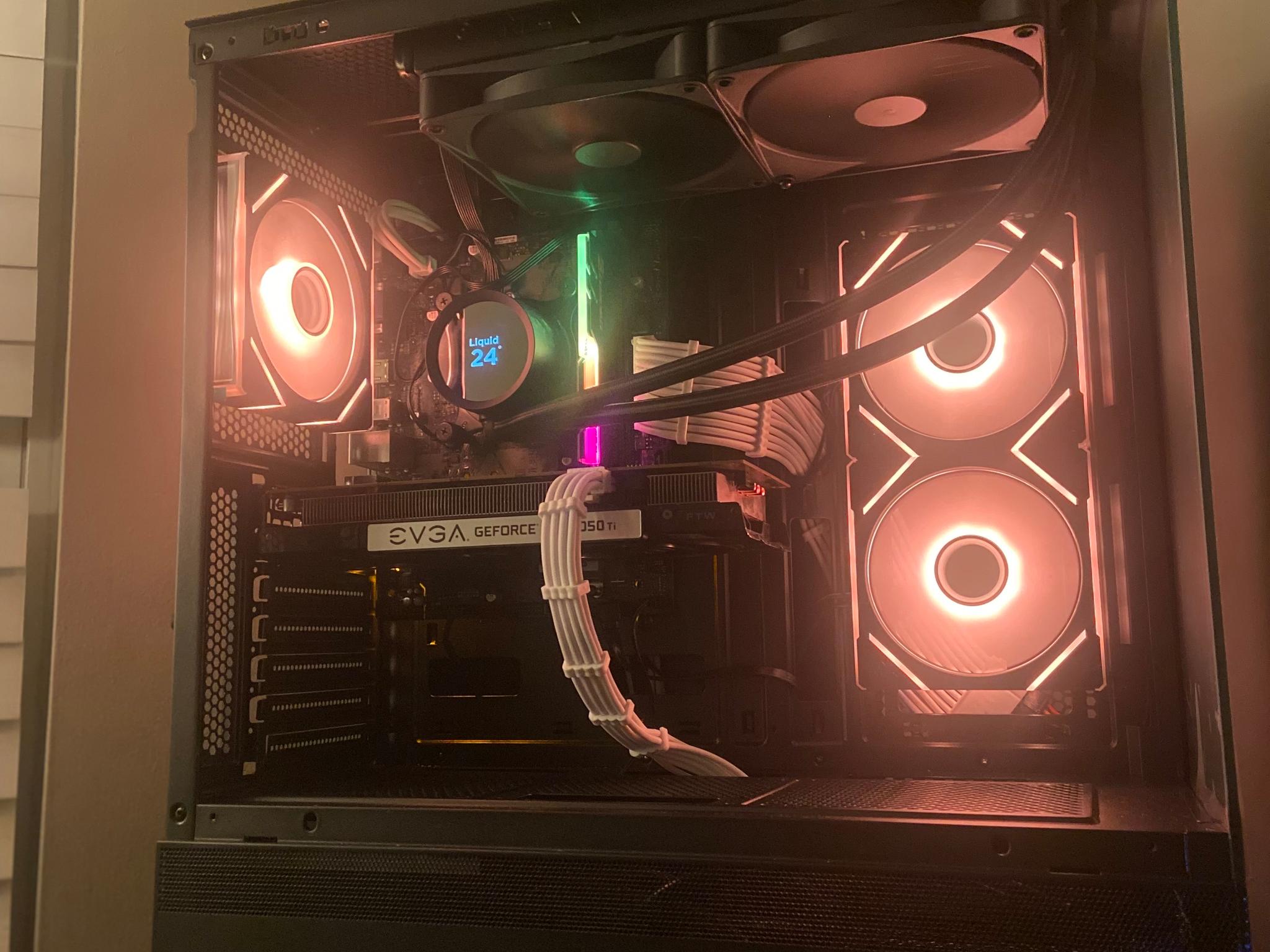 Gaming PC | GTX 1050 Ti | Intel I7 | RGB + LCD Screen | Ready to Use