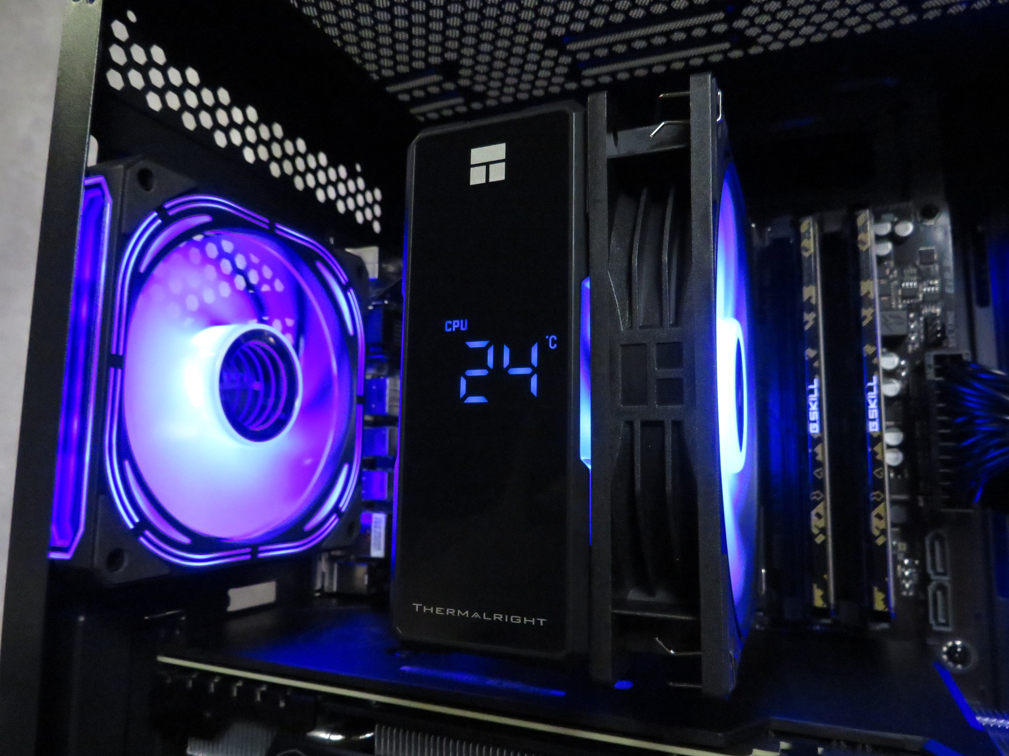 1440p GAMER: RTX 3070 + Ryzen 5 5500 + 1 TB NVME + 16 GB DDR4 at 3600 mhz