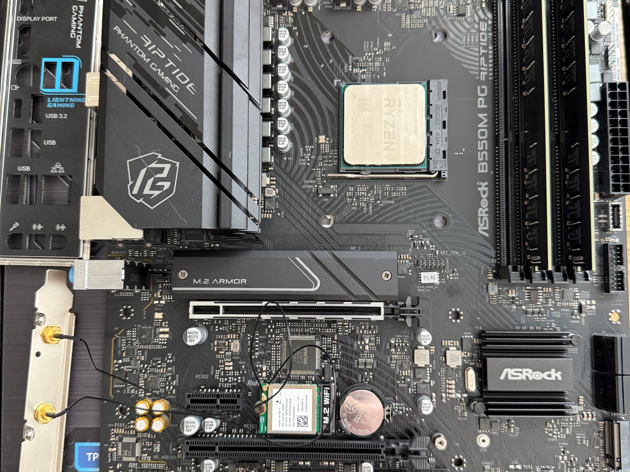 B550 - 32GB RAM - Ryzen 9 3900x - WIFI & Bluetooth