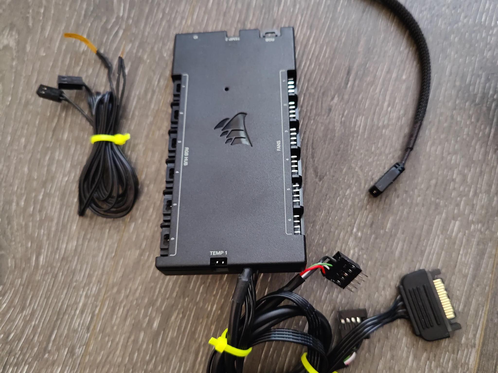 Corsair Commander XT controller