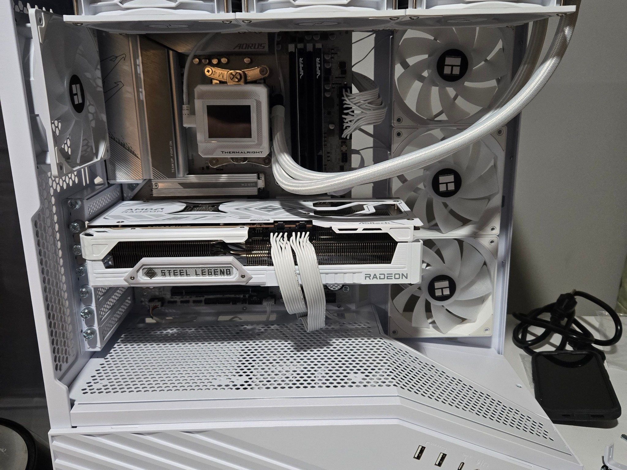 🔥 Custom White Gaming PC – High-End Build – New! 🔥