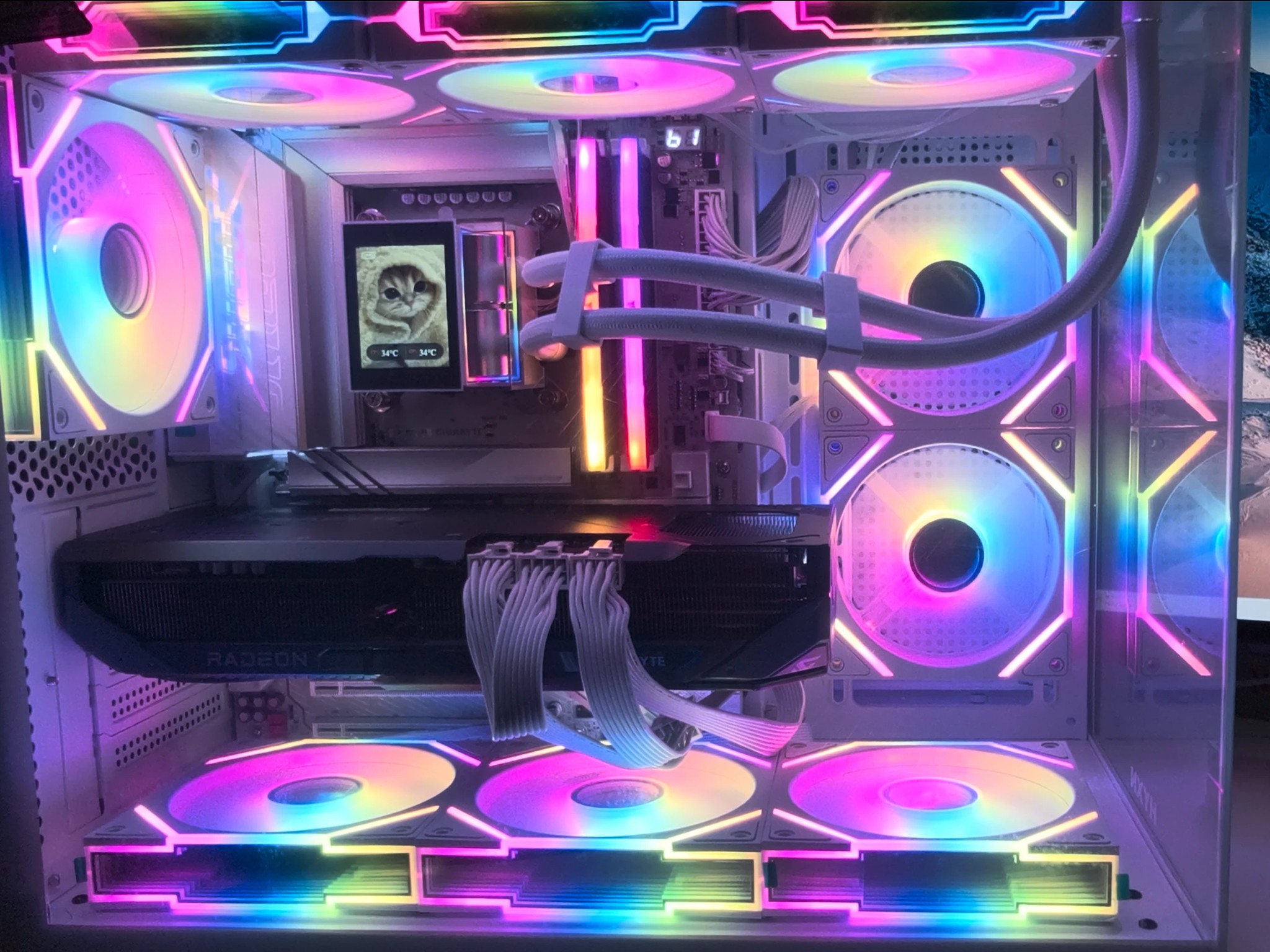 4k Gaming/Productivity Gaming PC! 9070XT,10X Infinity Mirror Fans+Screen with Animations!!