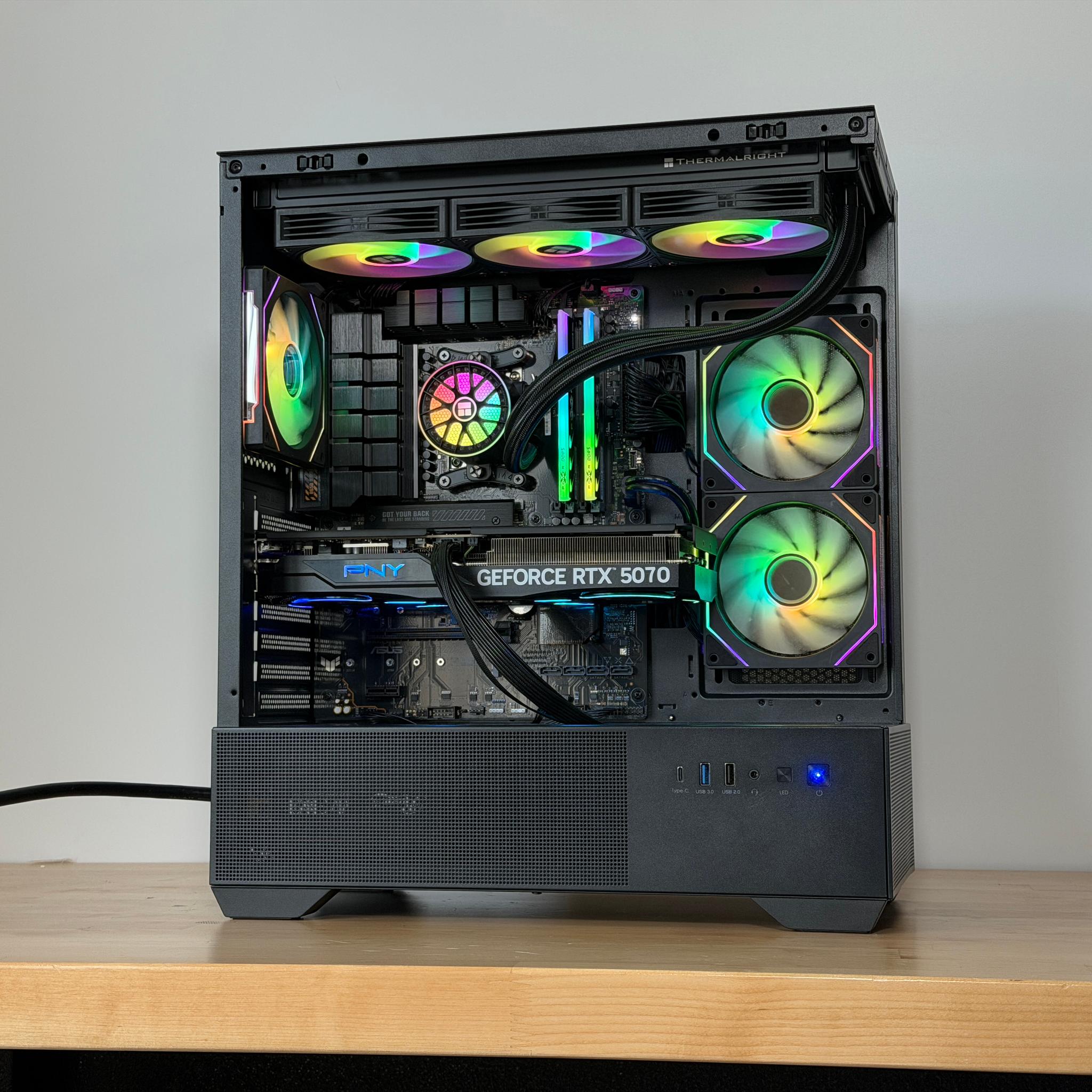 RTX 5070 Ryzen 7 7800x3d Gaming PC