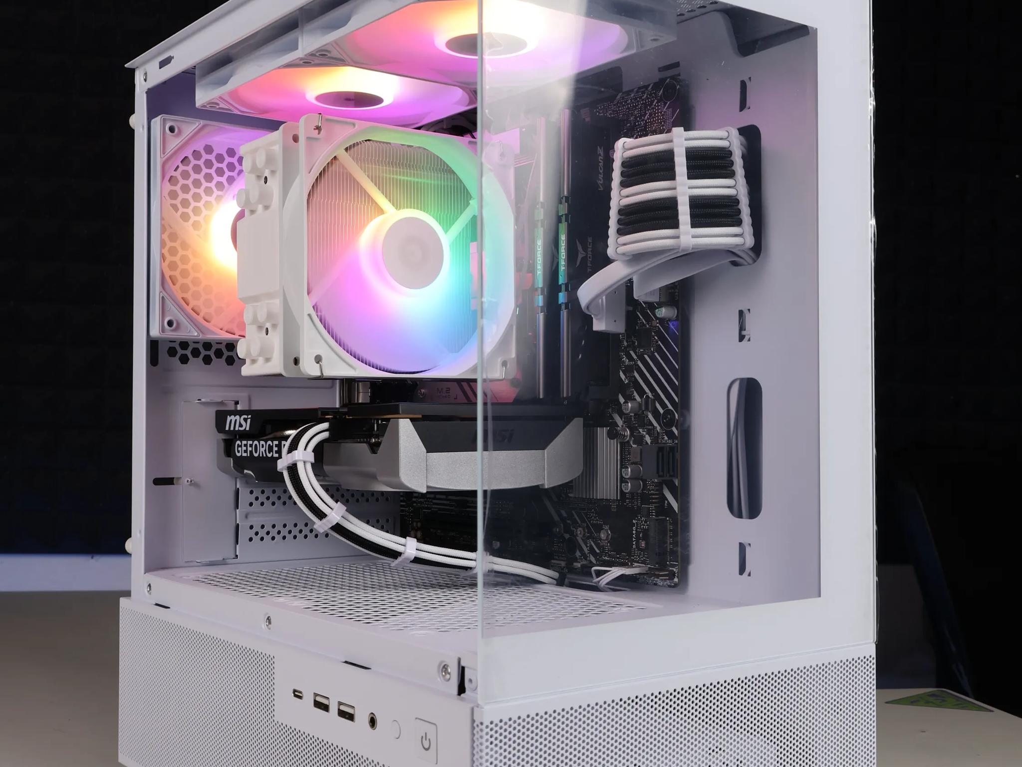 ⚪️ Intel Core i7 12700K/RTX 5060 Gaming PC ⚪️