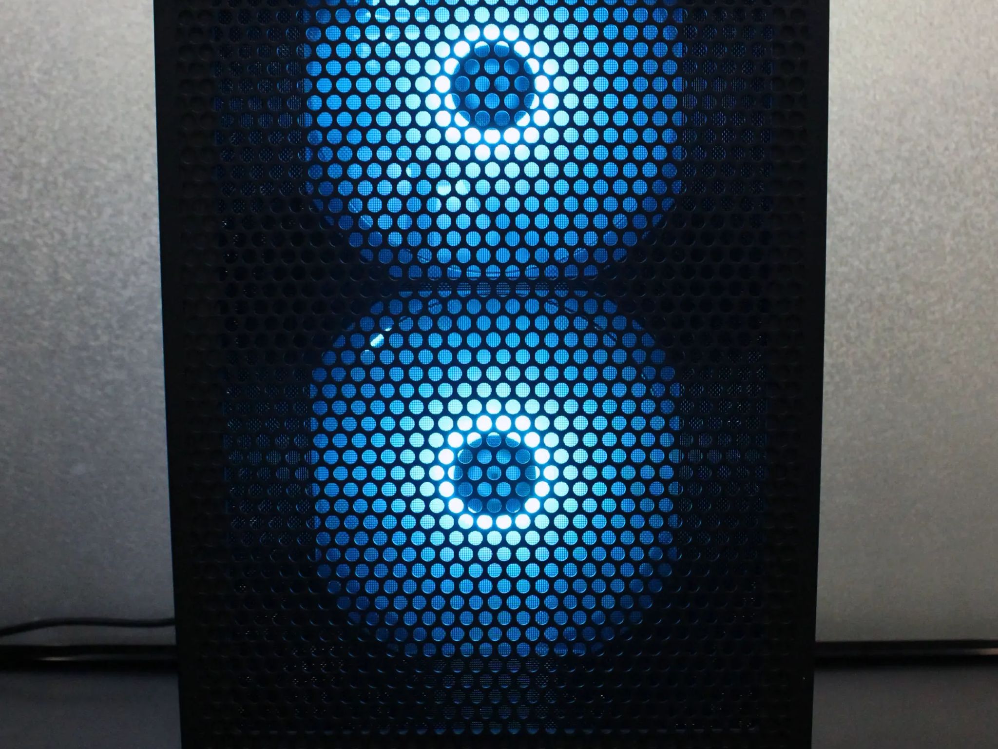 ARGB Water Cooled Gaming PC / Ryzen 5 5600X / RX 6800 16GB / 16GB DDR-4 3600 / 1TB / Windows 11 Pro