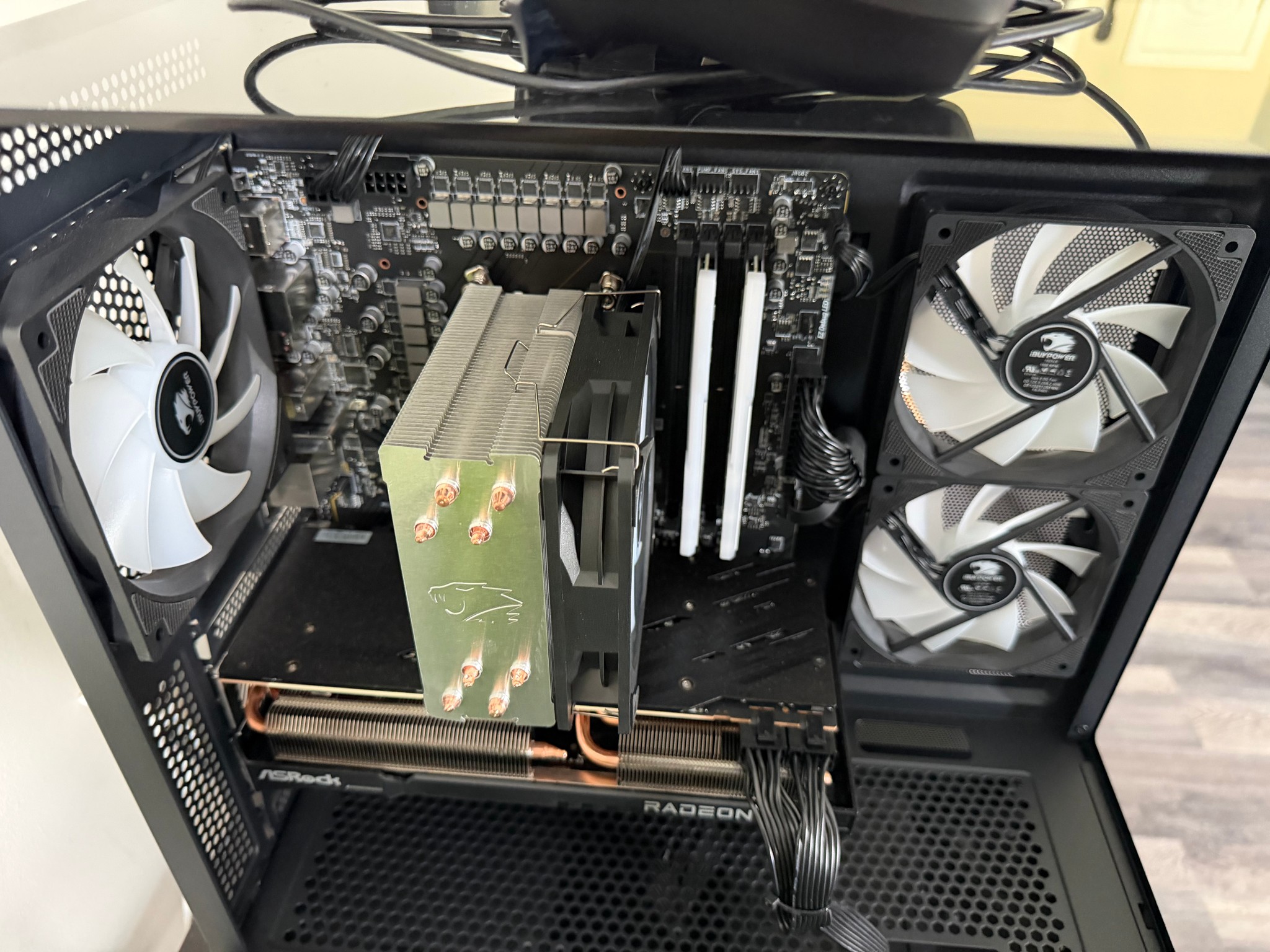 🔥 FAST 1440P GAMING PC – RX 7700 XT / Ryzen 7 / 32GB DDR5 🔥