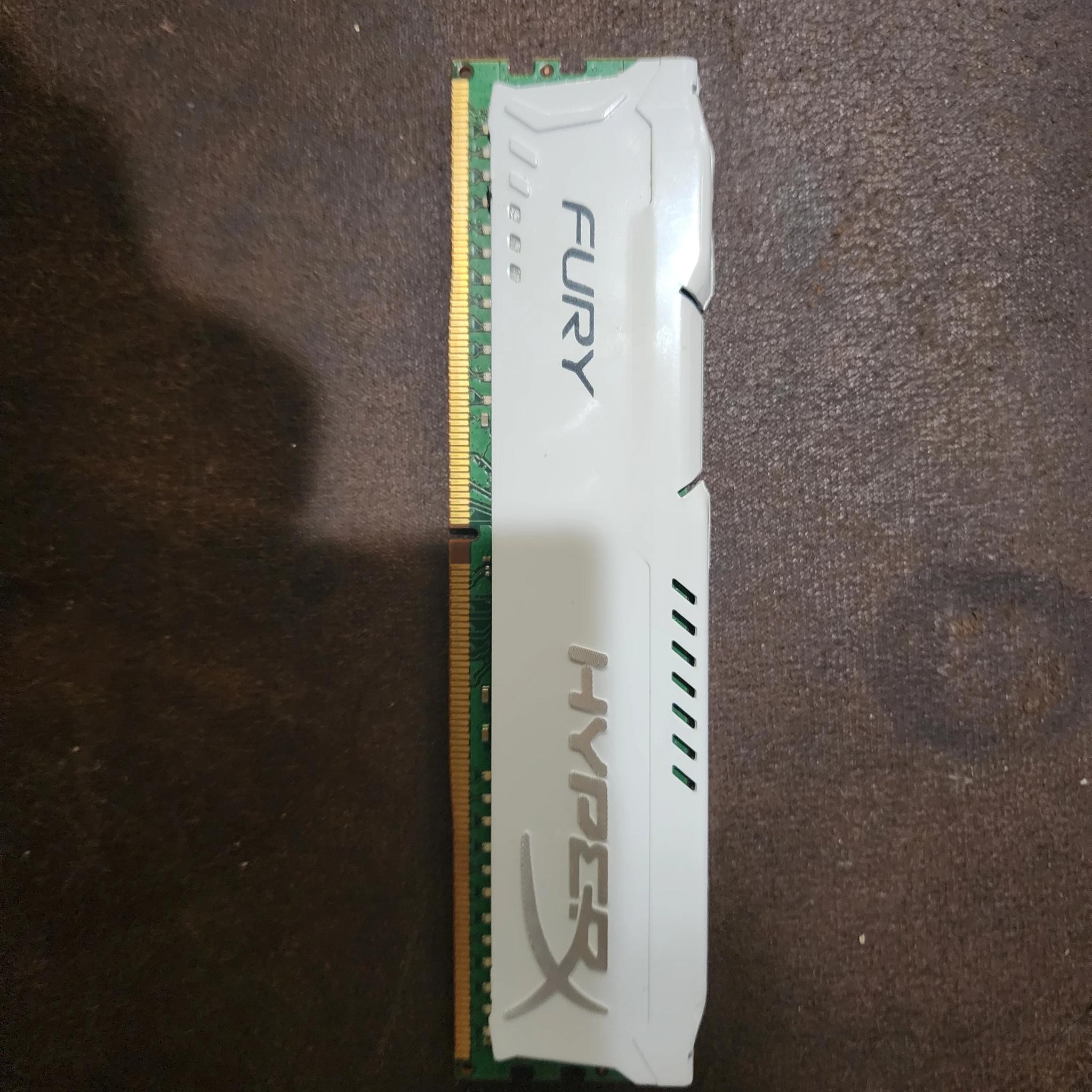 SAMSUNG 16GB DDR4 2133mhz (1x16)
