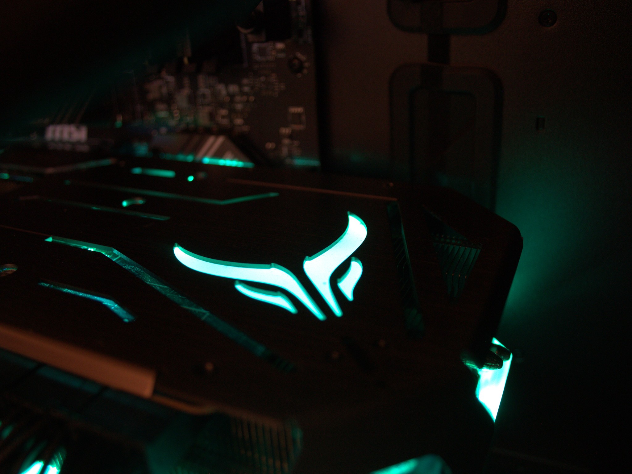Stealth Machine V1 | 7800X3D | 7900XTX 24GB | 32GB DDR5 | Arctic Cooling| 850W | WIN11 | AM5