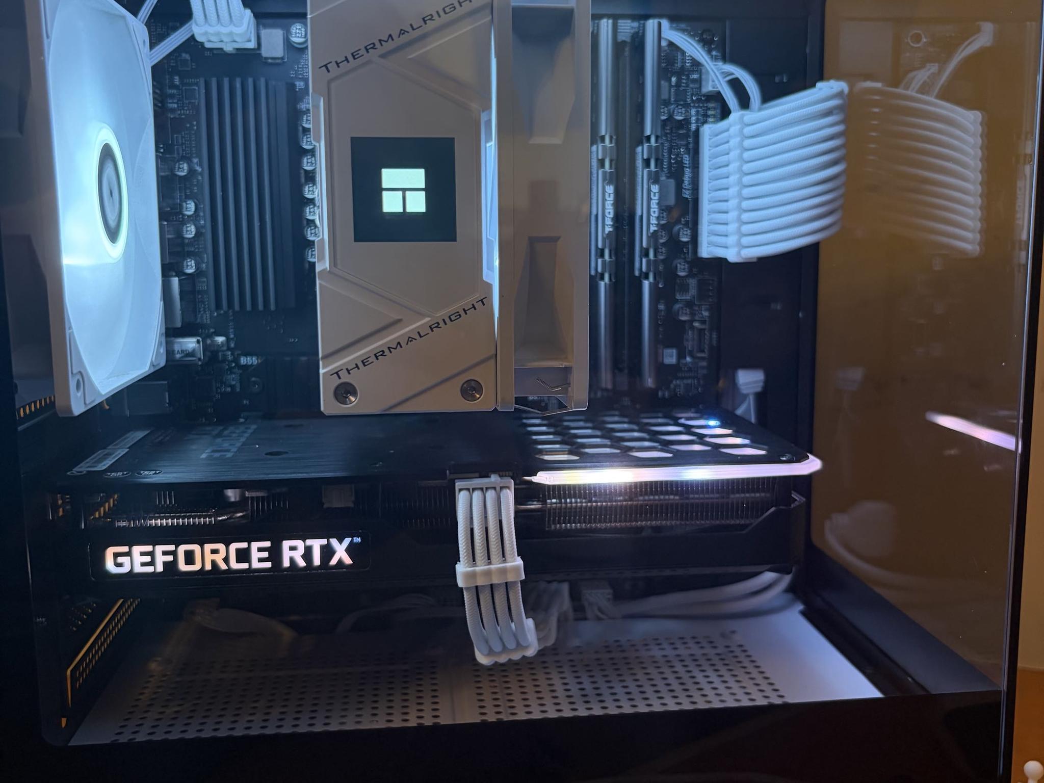 🤍⚫ White & Black Gaming PC | RTX 3060 Ti | Ryzen 5 5500 | 16GB DDR4 3200 CL16 ⚫🤍