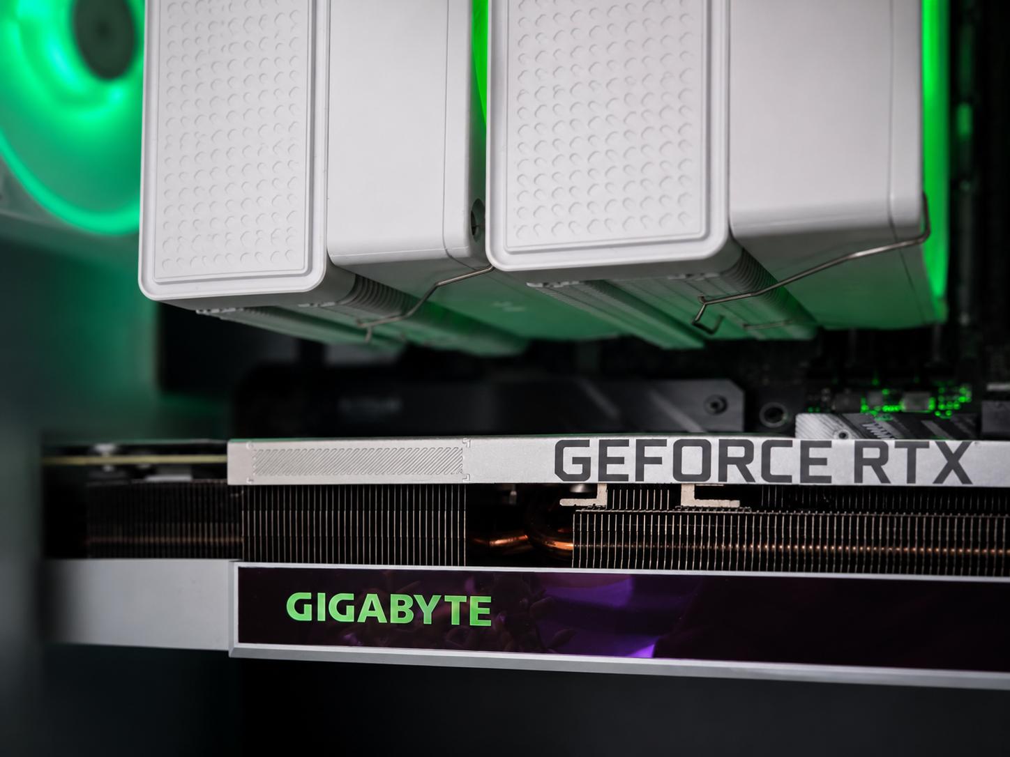 1440P White Gaming PC | 12700K | RTX 3080TI 12GB | DDR4/5 | Z690 | 32GB RAM | 1TB | Windows 11 |